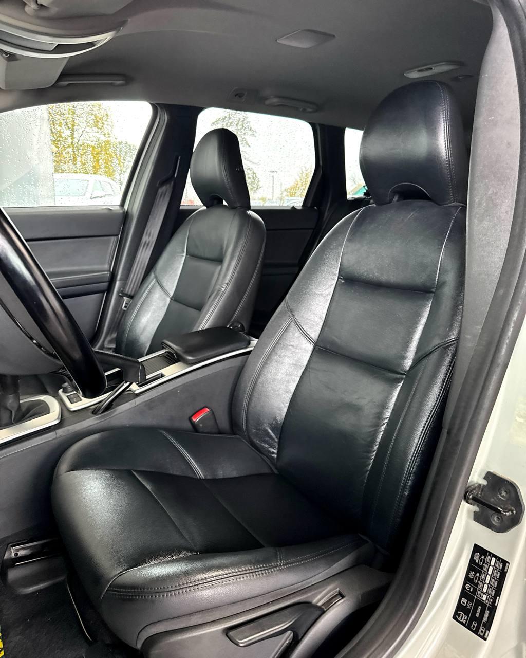 Volvo V50 I · 2-й рестайлинг , 2010 г., механика, дизель  - фото 10