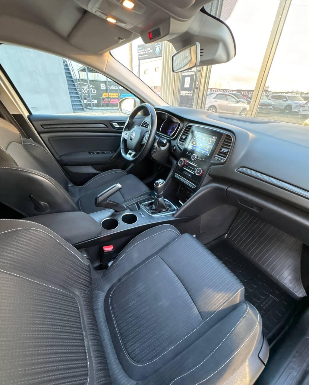 Renault Megane IV , 2019 г., механика, дизель - фото 10