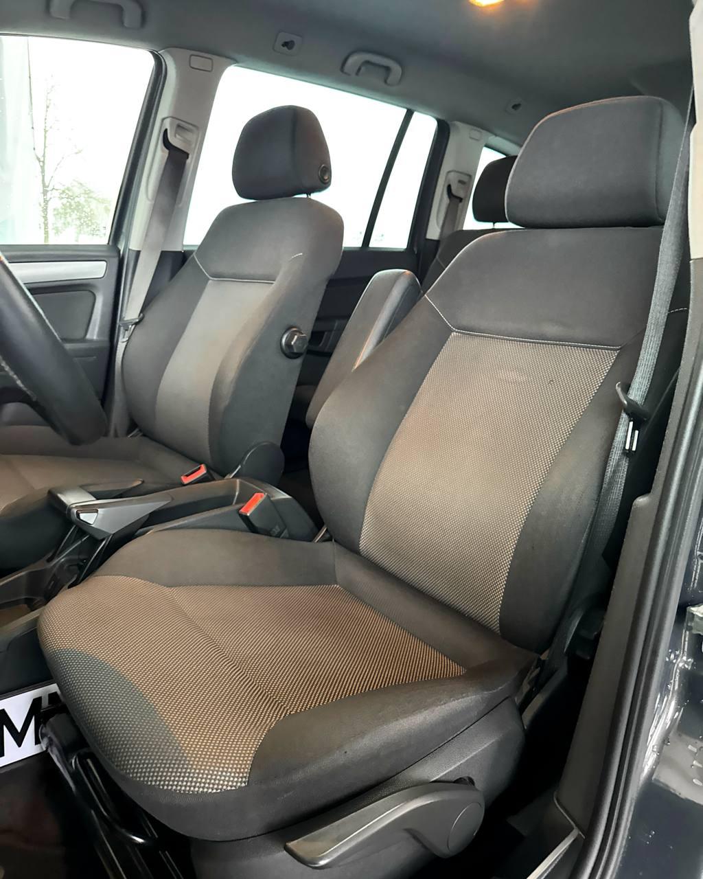 Opel Zafira B · Рестайлинг , 2014 г., механика, дизель - фото 10