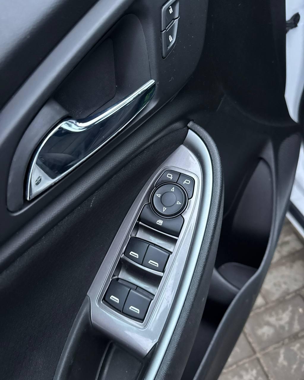 Chevrolet Malibu IX · Рестайлинг , 2022 г., вариатор, бензин - фото 18