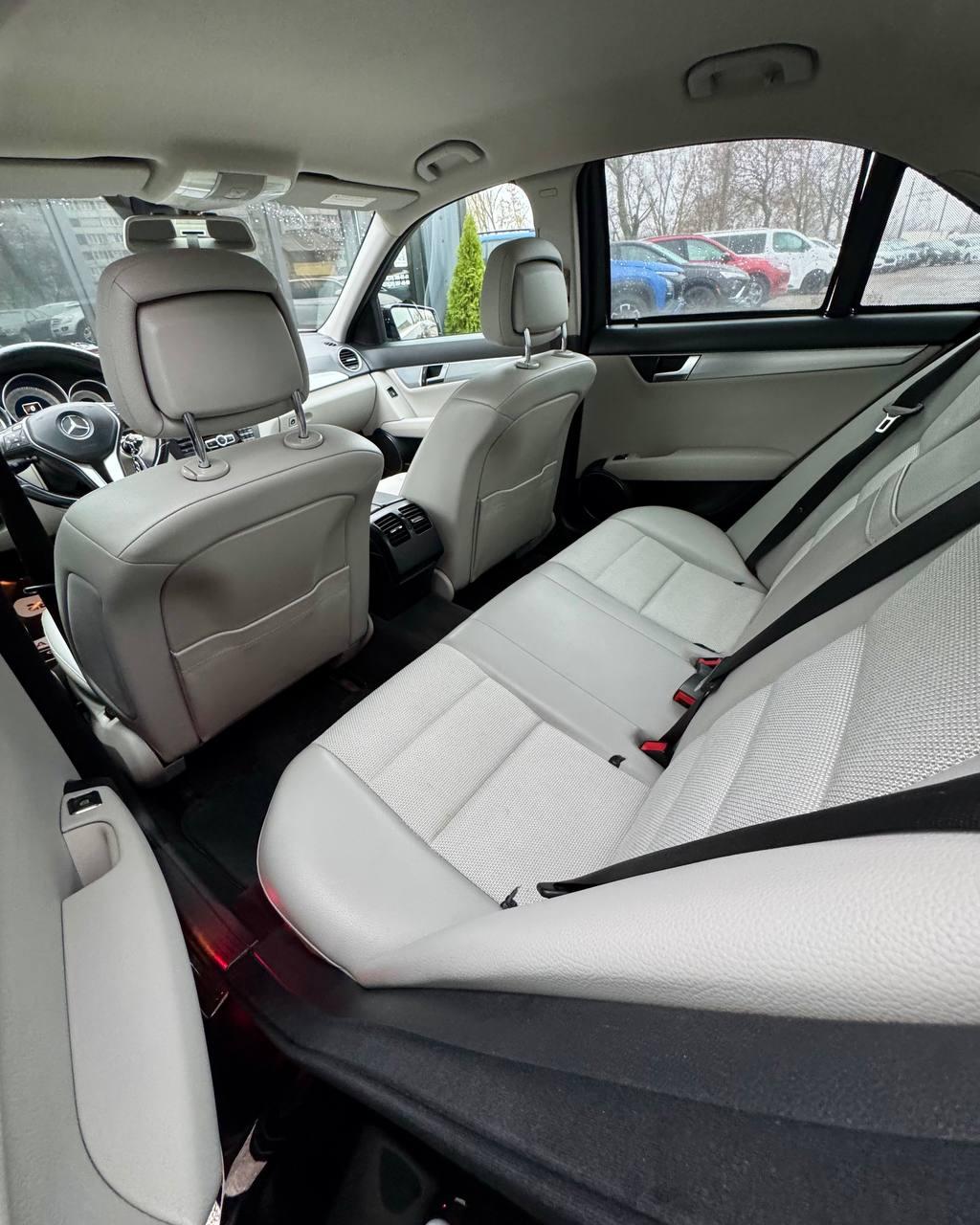 Mercedes-Benz C-Класс W204 S204 · Рестайлинг , 2012 г., автомат, бензин - фото 11