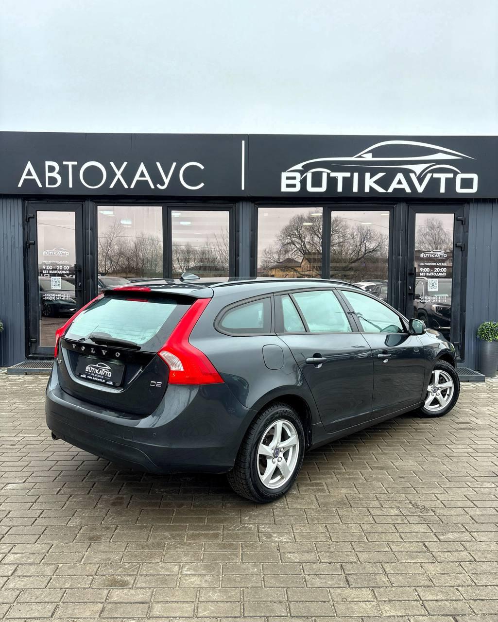 Volvo V60 I · Рестайлинг , 2015 г., механика, дизель - фото 6
