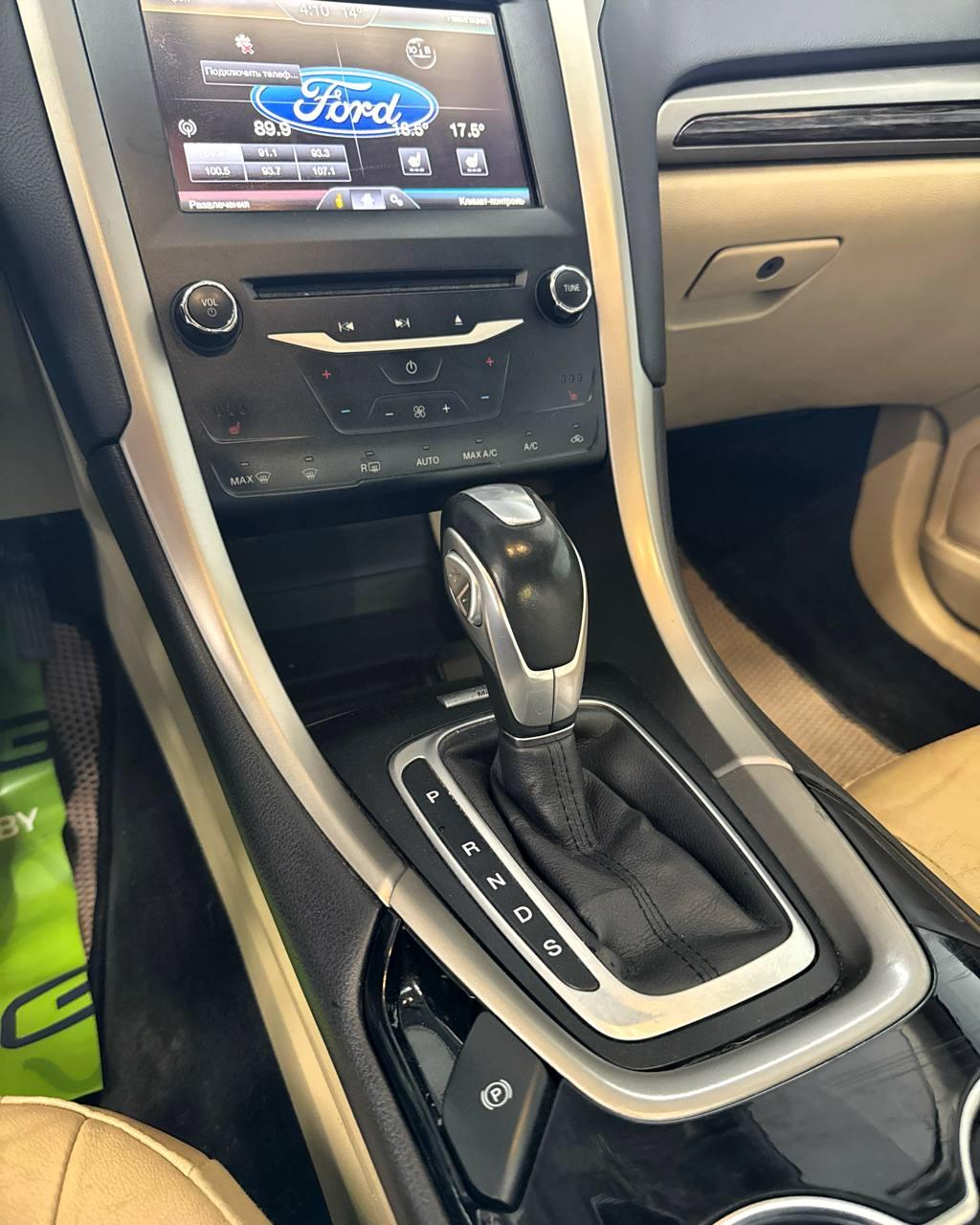 Ford Fusion USA II , 2013 г., автомат, бензин  - фото 14