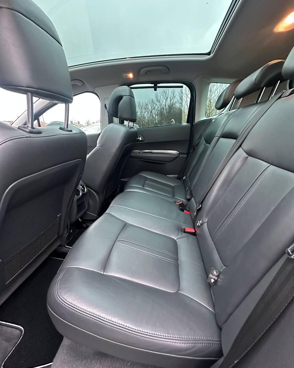 Peugeot 3008 I · Рестайлинг , 2015 г., механика, бензин - фото 8