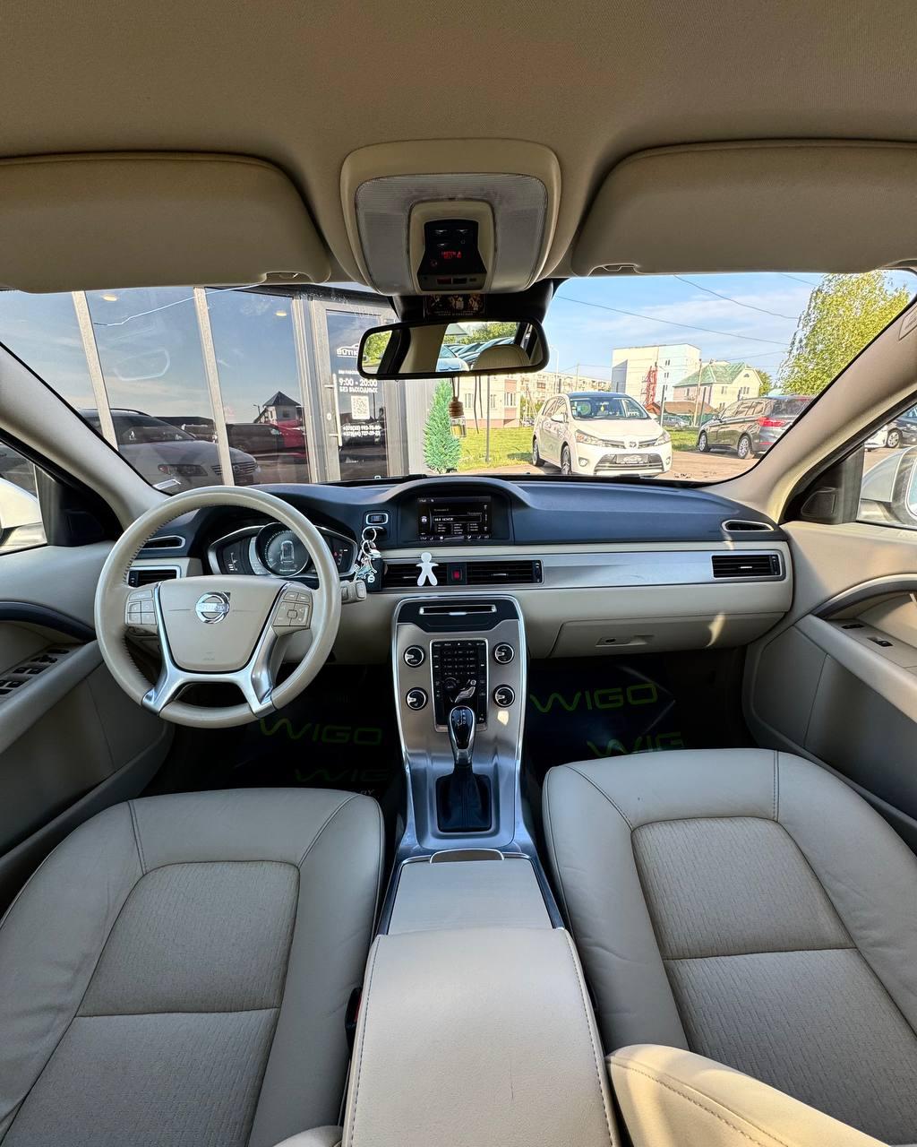 Volvo V70 III Рестайлинг, 2013 г., робот, дизель - фото 9