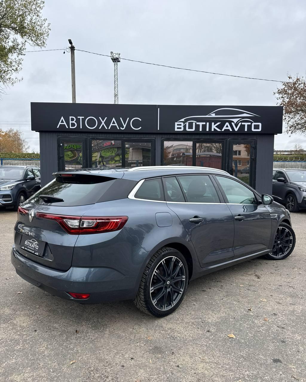 RENAULT MEGANE, 2018 г., механика, бензин - фото 6