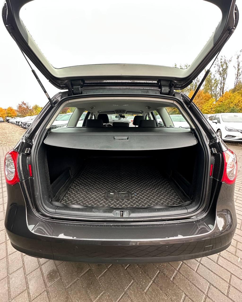 Volkswagen Passat B6 , 2010 г., механика, дизель - фото 10