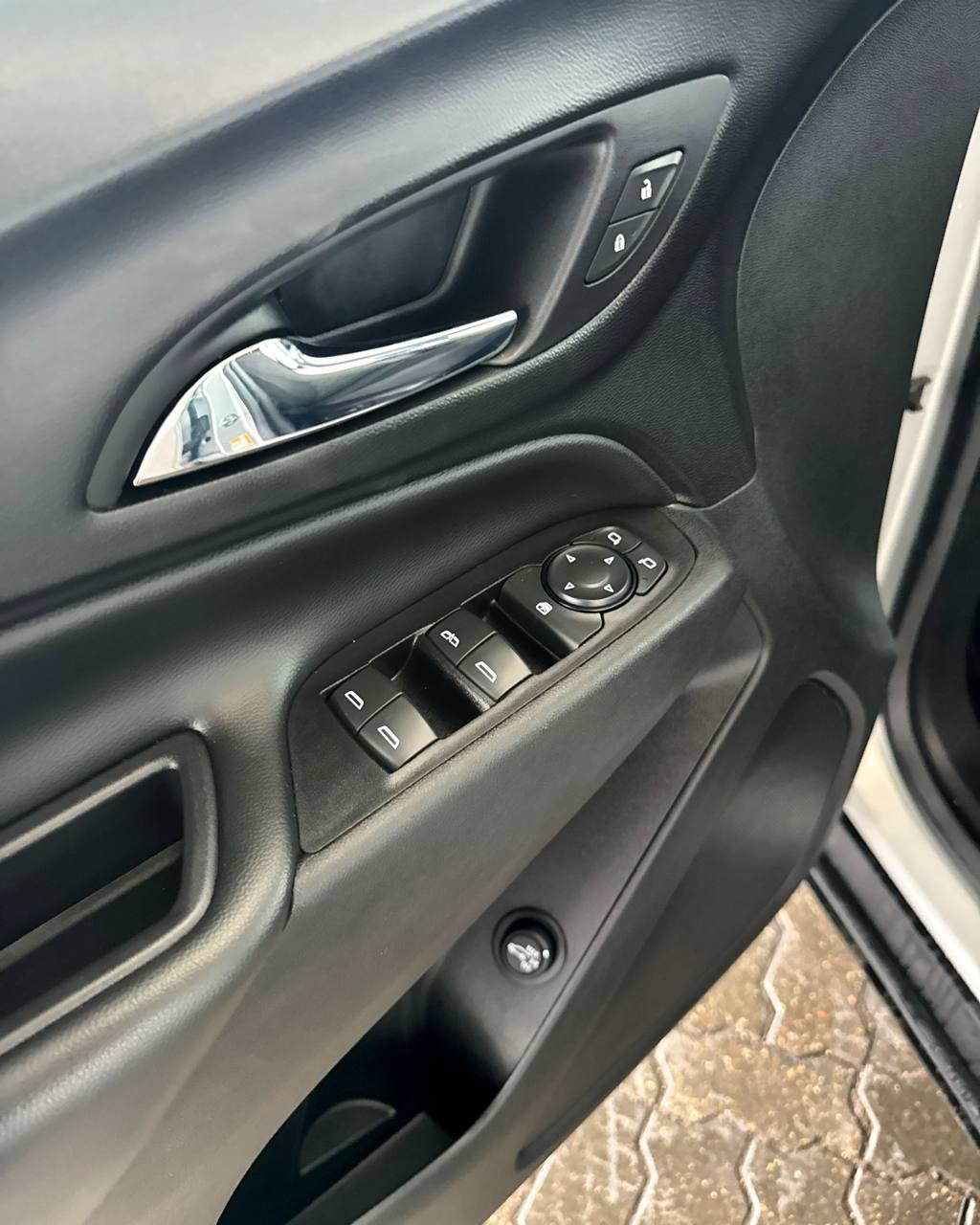 Chevrolet Equinox III , 2018 г., автомат, бензин - фото 9