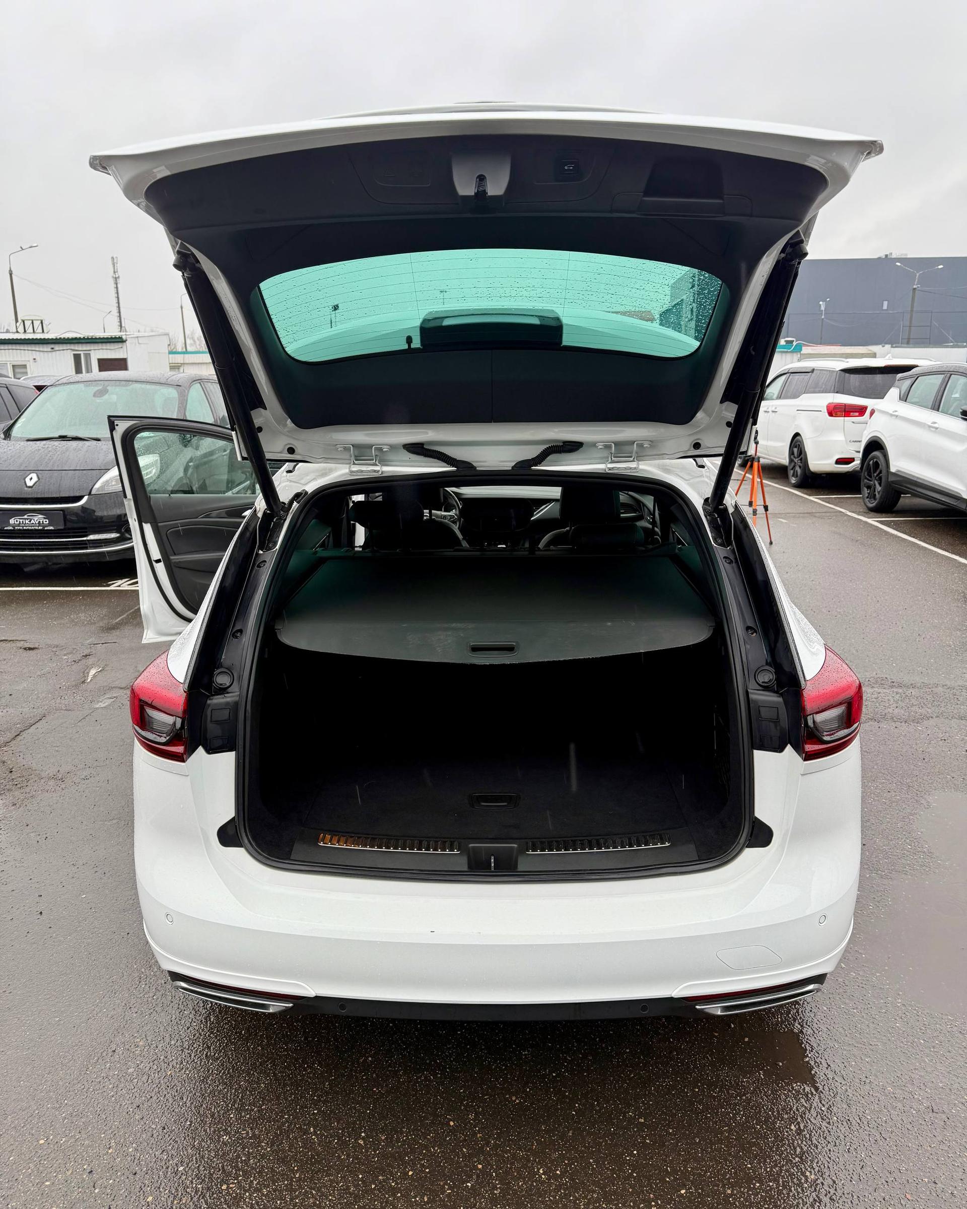 Opel Insignia II · Рестайлинг , 2022 г., механика, дизель - фото 14