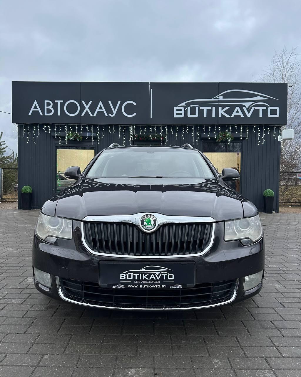 Skoda Superb II , 2010 г., механика, бензин - фото 2