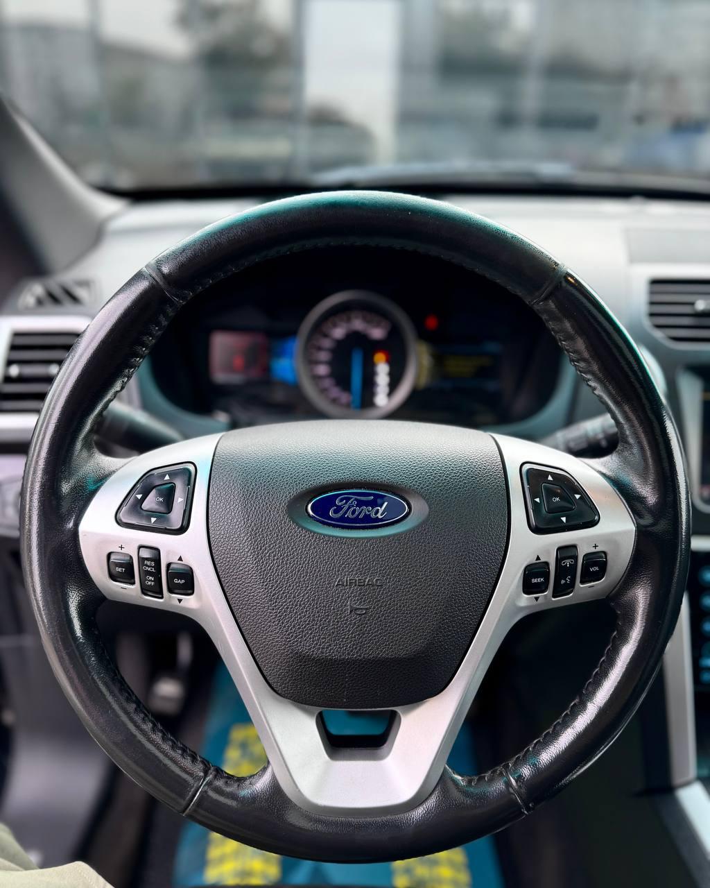 Ford Explorer V , 2010 г., автомат, бензин - фото 15