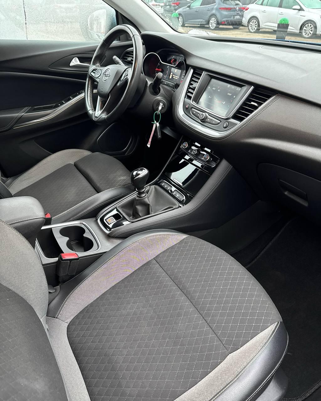 Opel Grandland X I , 2021 г., механика, дизель - фото 13