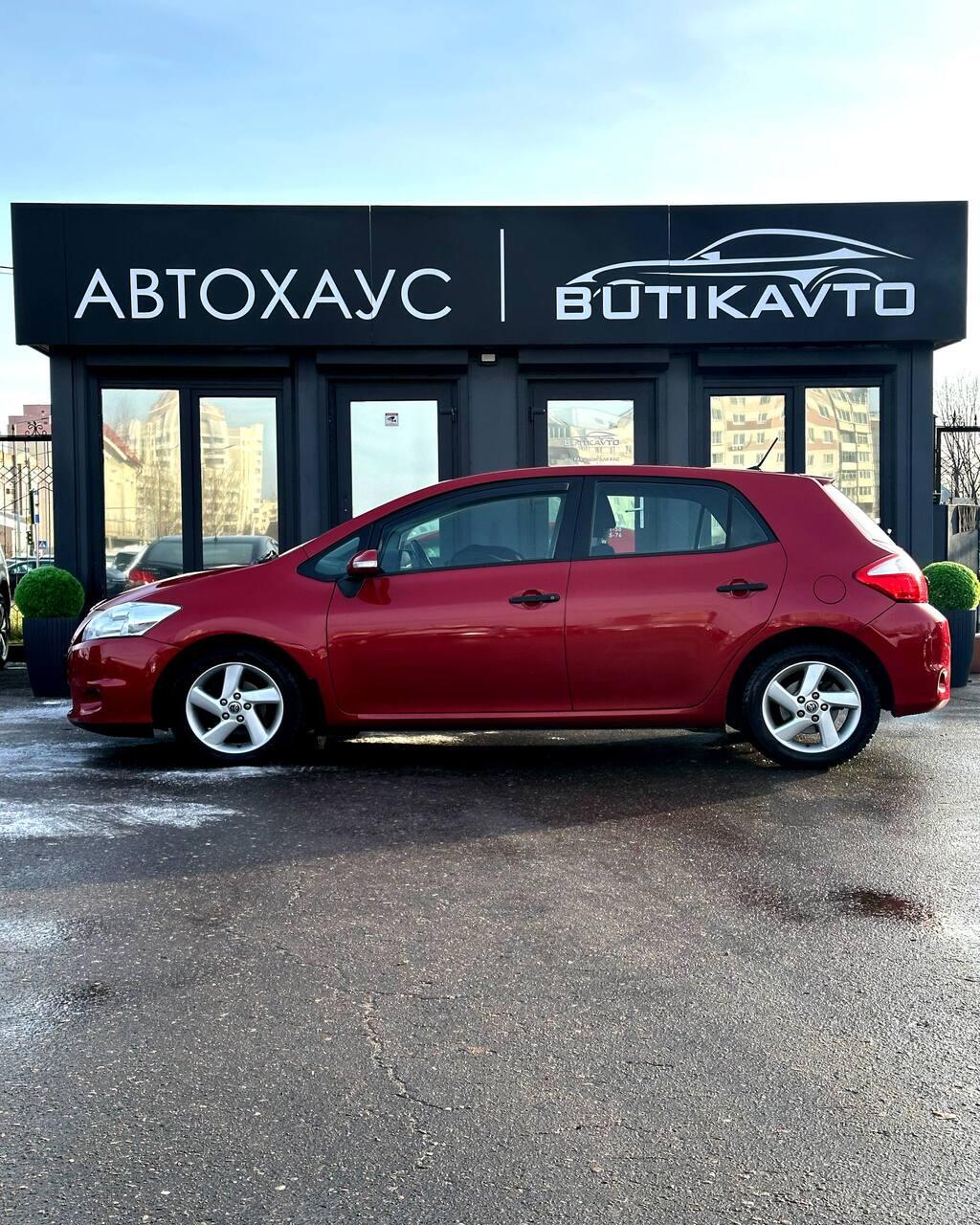 Toyota Auris I (E150) · Рестайлинг , 2010 г., механика, дизель - фото 7