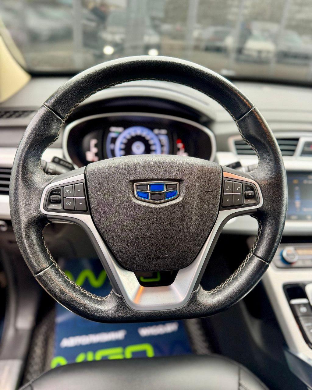 Geely Atlas I , 2018 г., автомат, бензин - фото 15