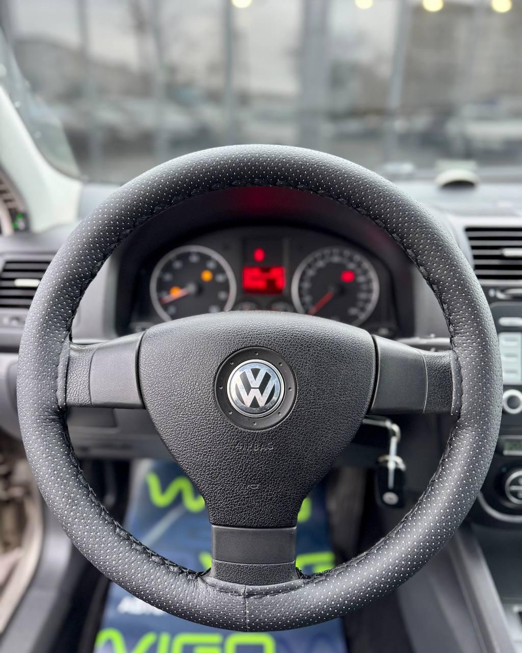 Volkswagen Jetta V , 2008 г., механика, бензин - фото 14