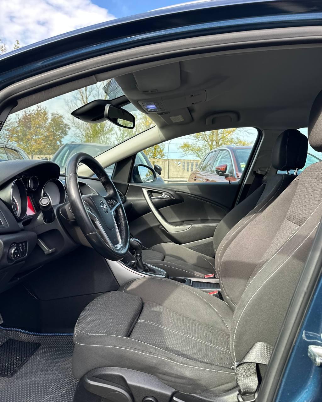 Opel Astra J , 2011 г., механика, дизель - фото 7