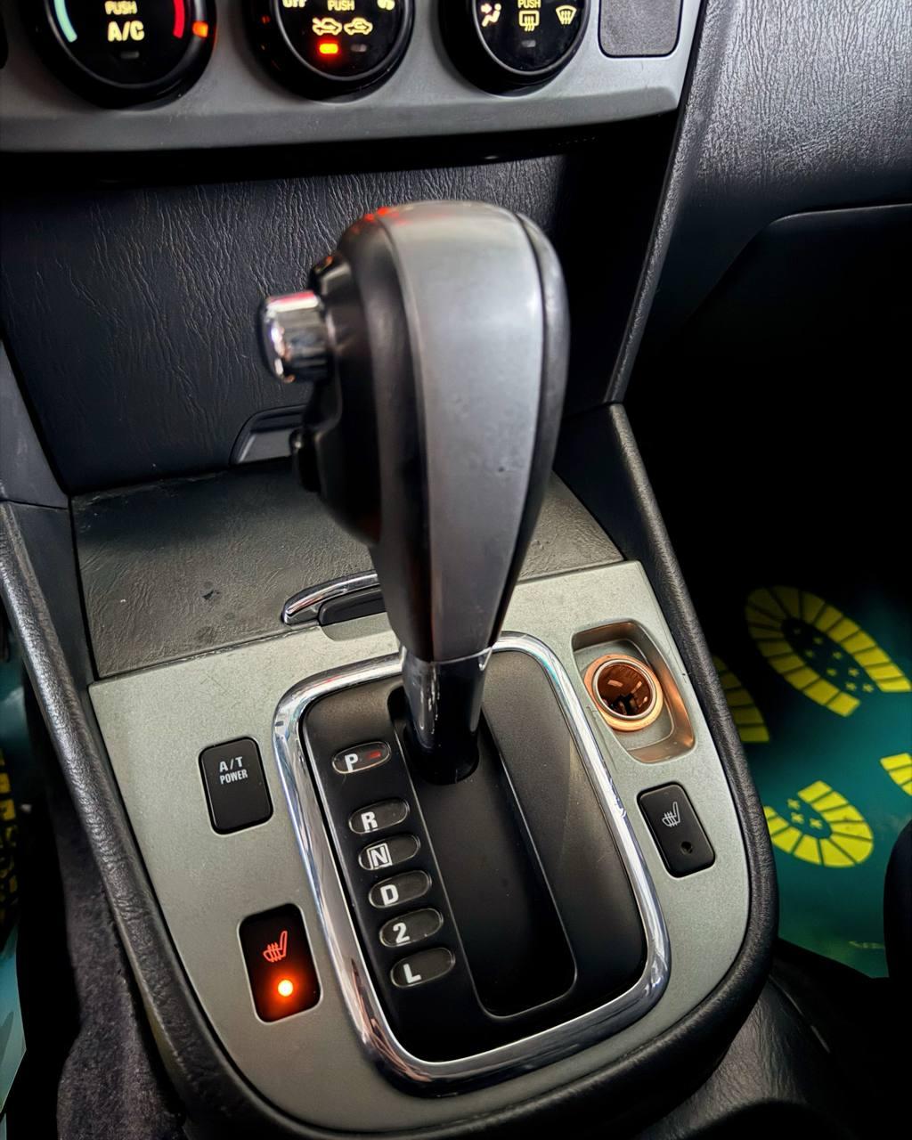 Suzuki Grand Vitara FT · Рестайлинг , 2004 г., автомат, бензин - фото 12