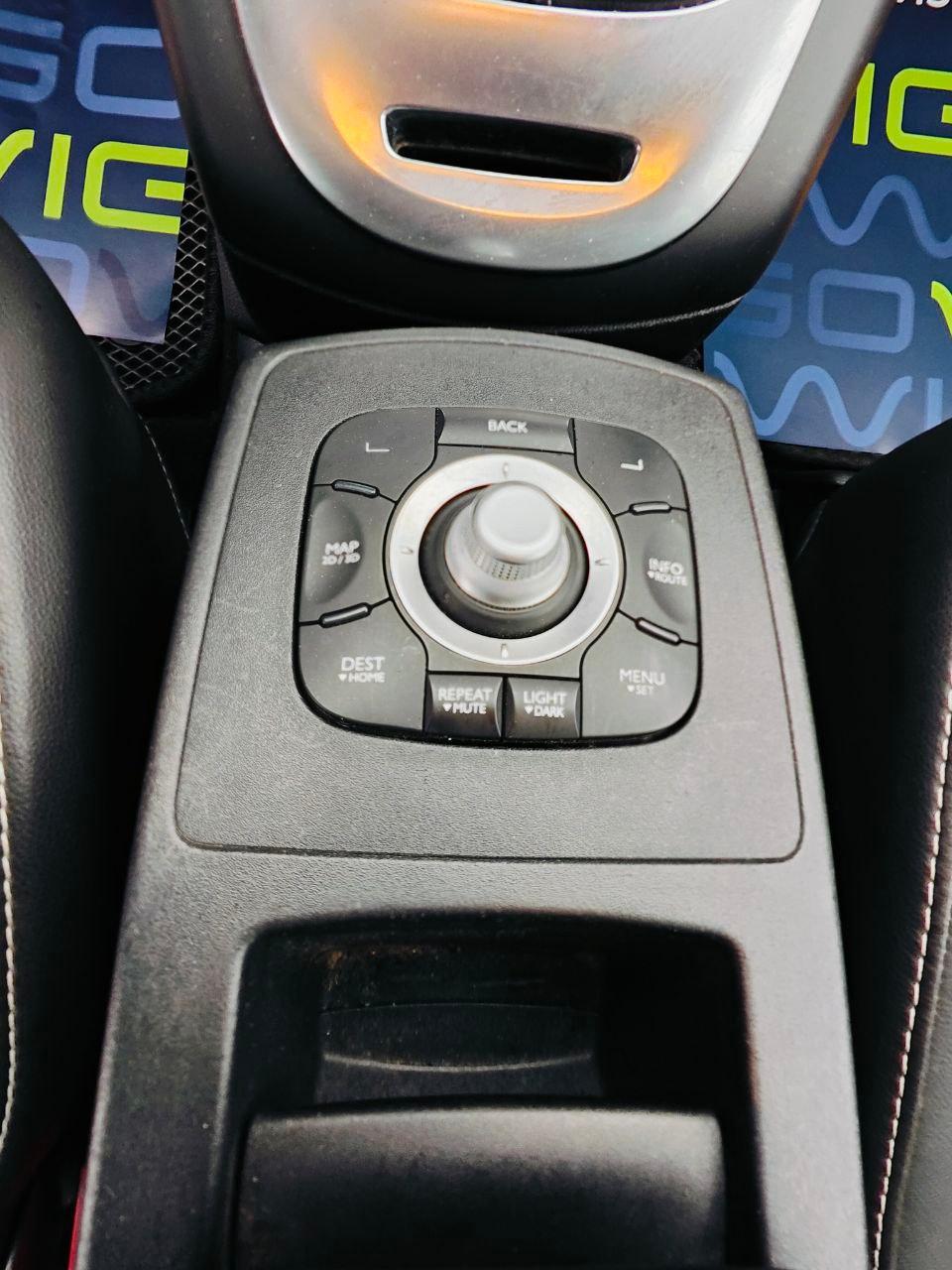 Renault Scenic III · 2-й рестайлинг , 2013 г., механика, дизель - фото 18