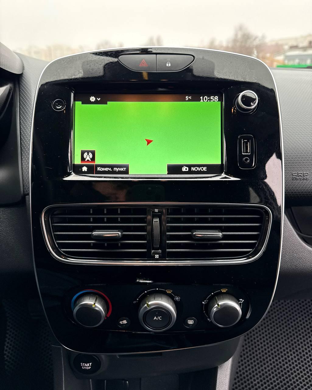 Renault Clio IV · Рестайлинг , 2019 г., механика, бензин - фото 15