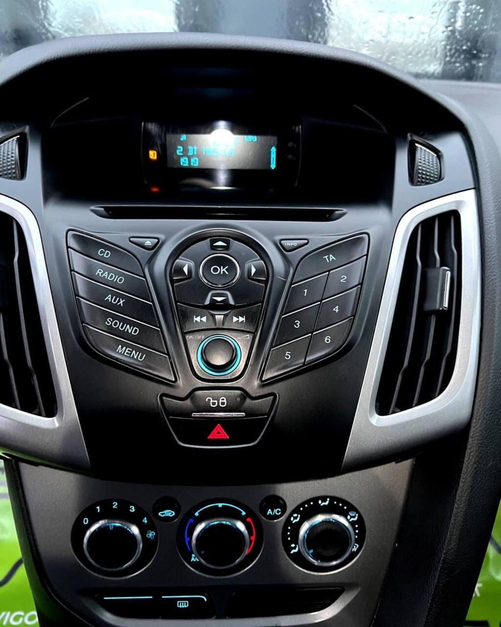 Ford Focus III , 2013 г., механика, бензин - фото 16