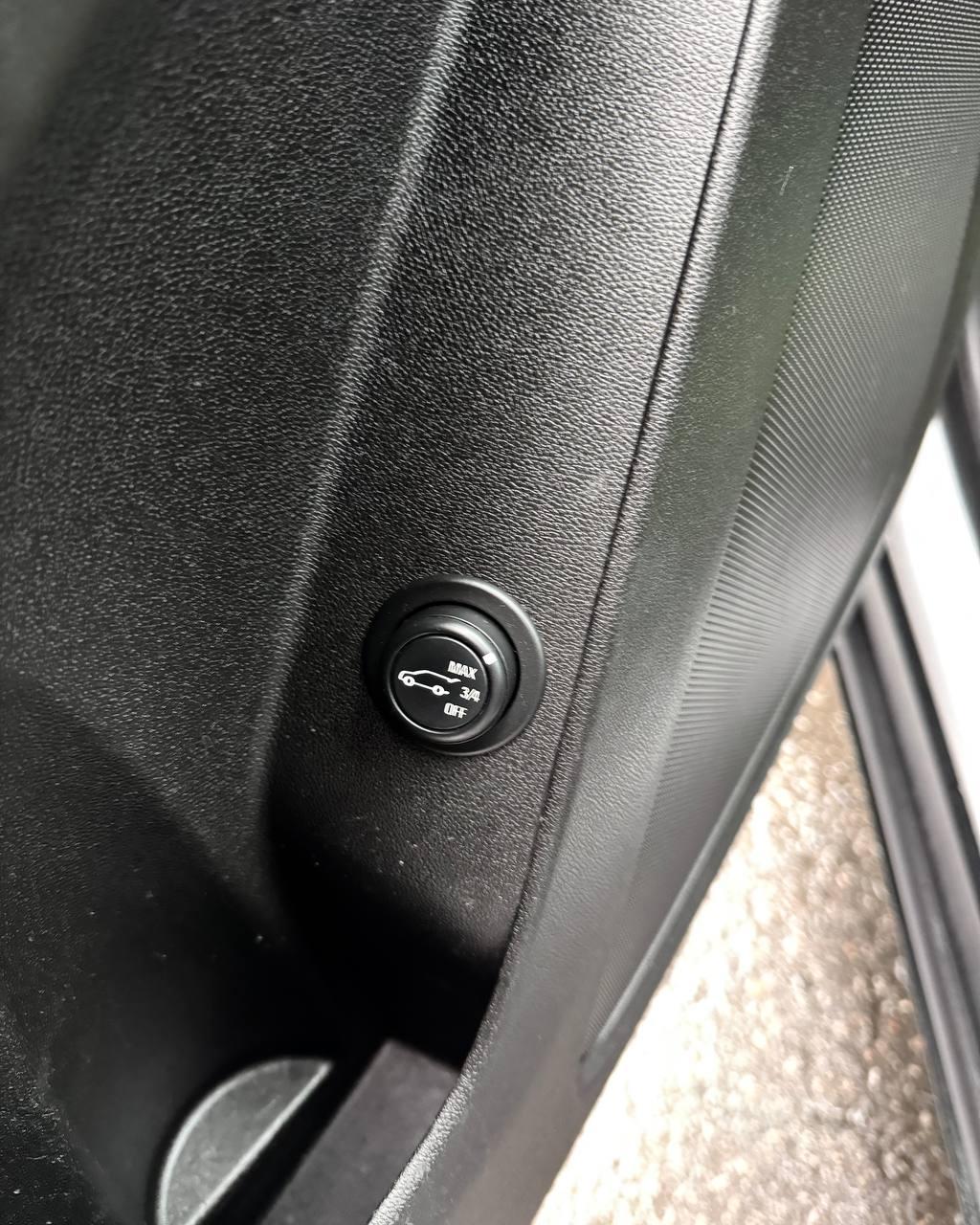 Chevrolet Equinox III , 2019 г., автомат, бензин - фото 20