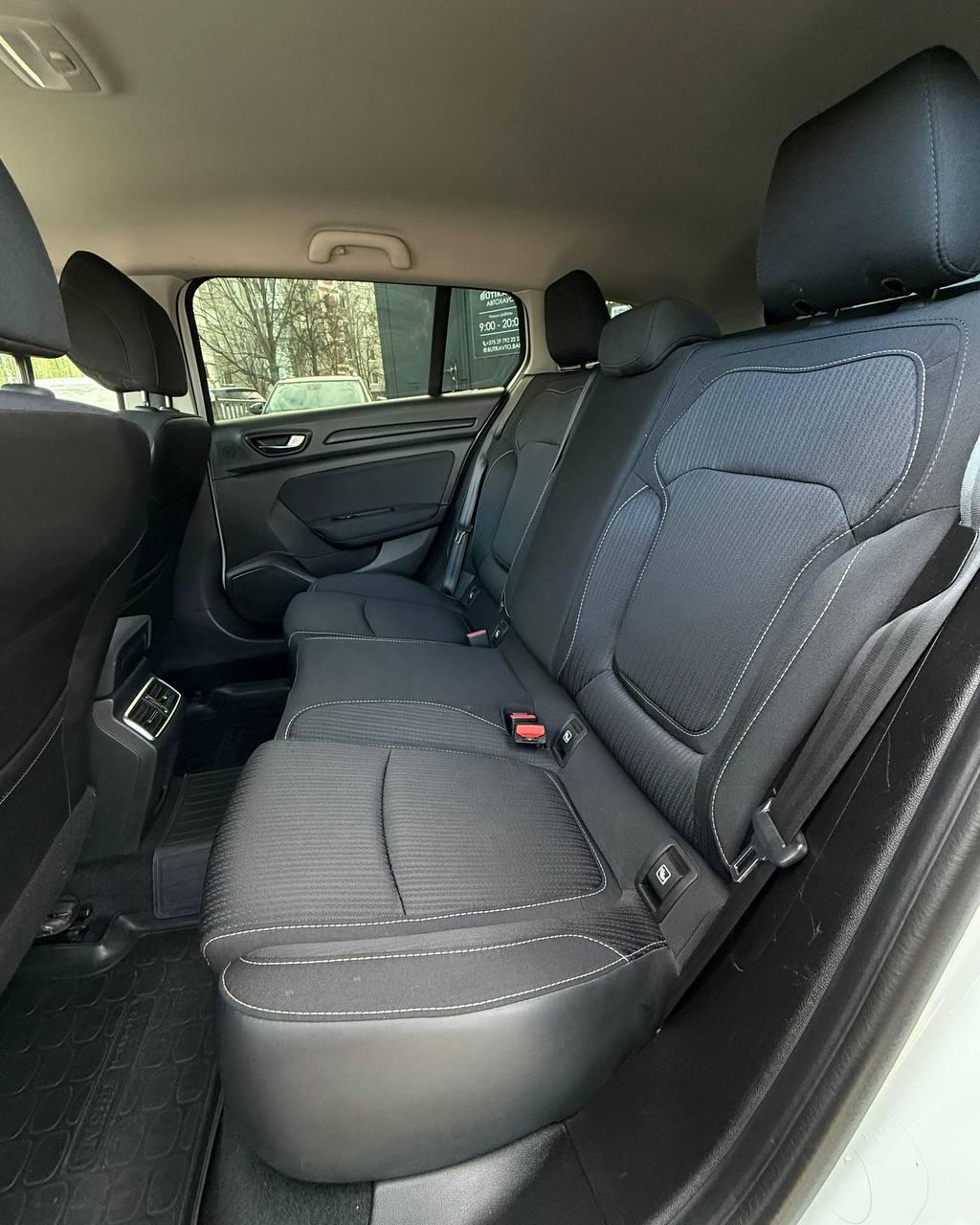 Renault Megane IV , 2020 г., механика, дизель - фото 8