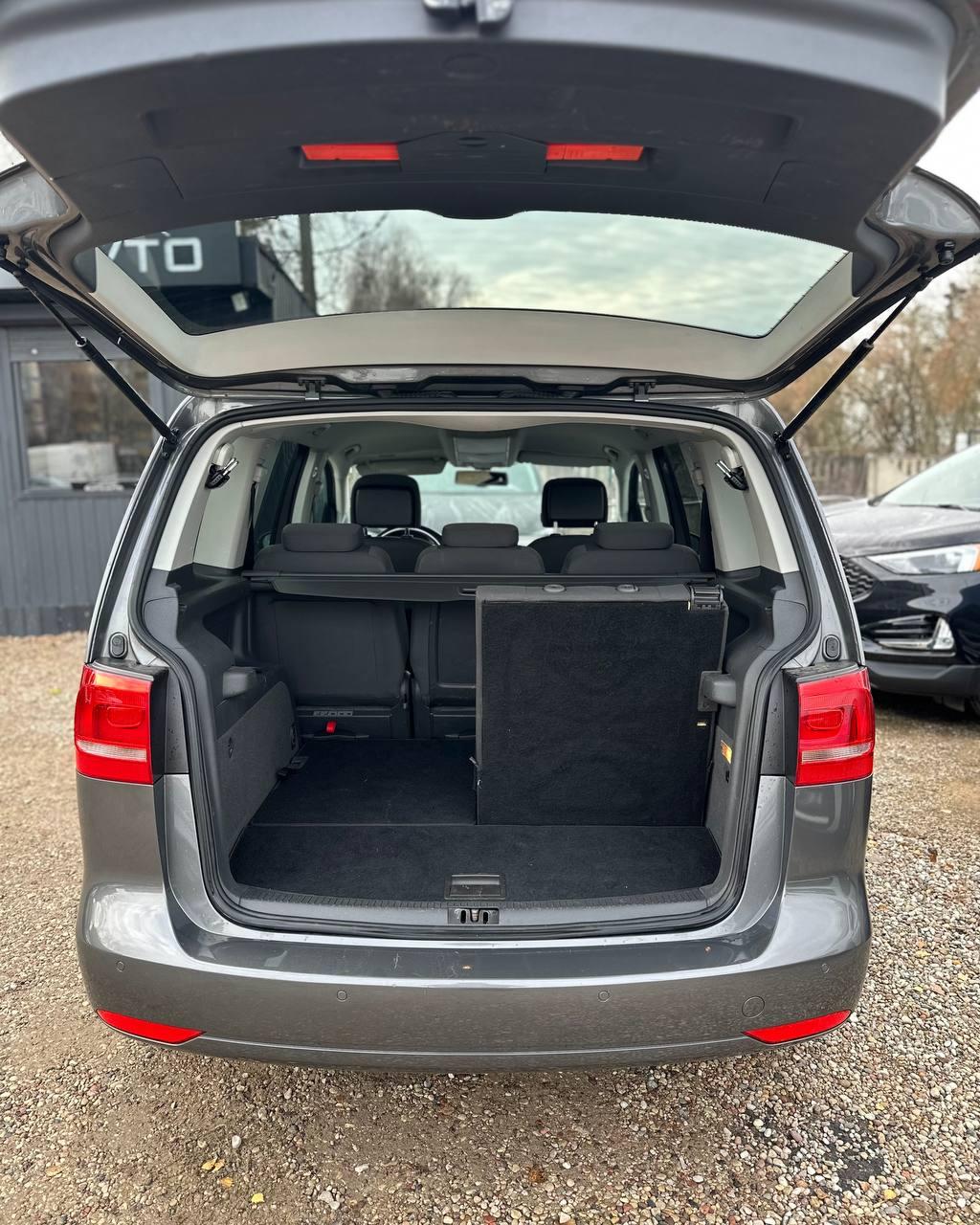 Volkswagen Touran I · 2-й рестайлинг , 2014 г., робот, дизель - фото 12