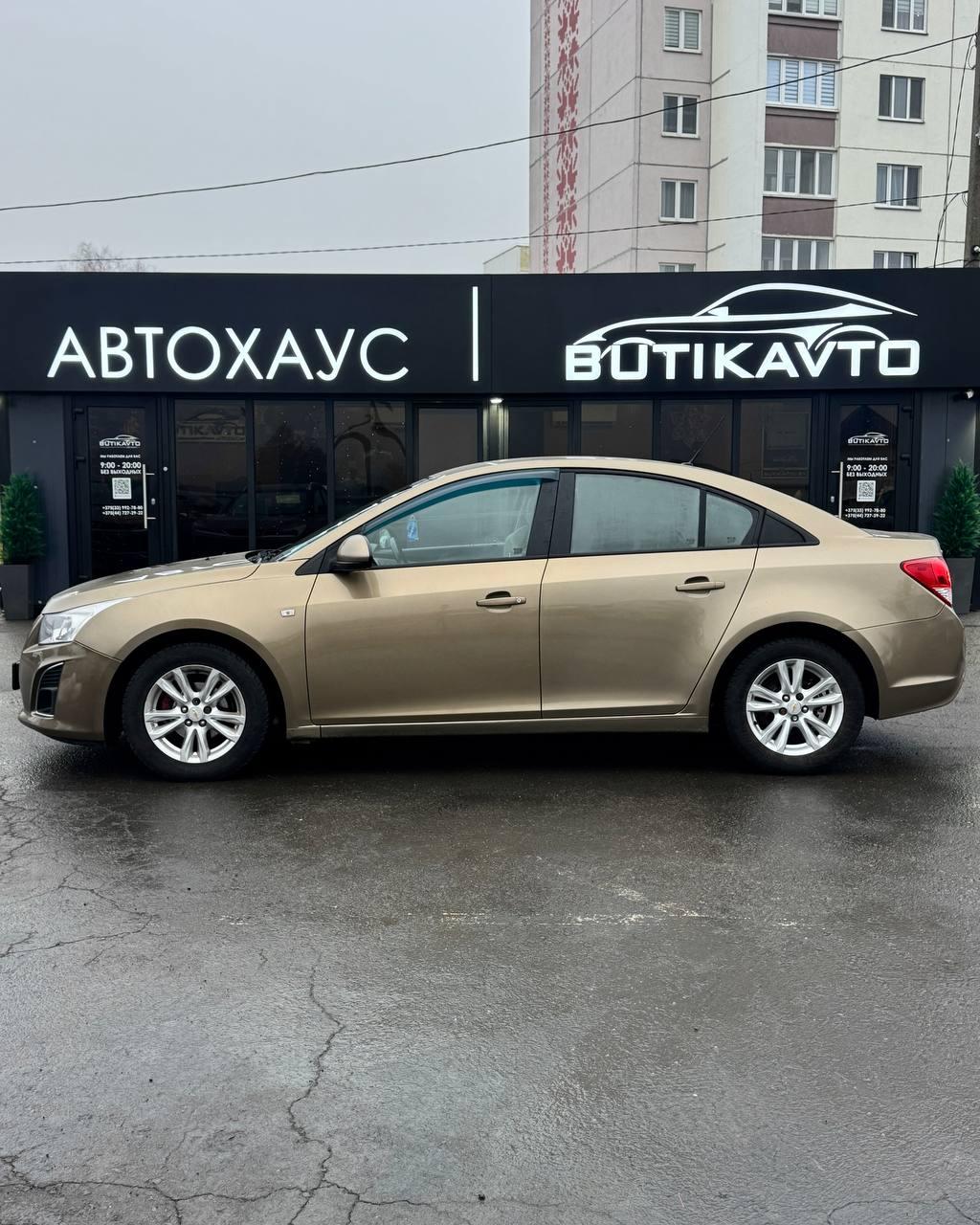 Chevrolet Cruze J300 · Рестайлинг , 2013 г., механика, бензин - фото 4