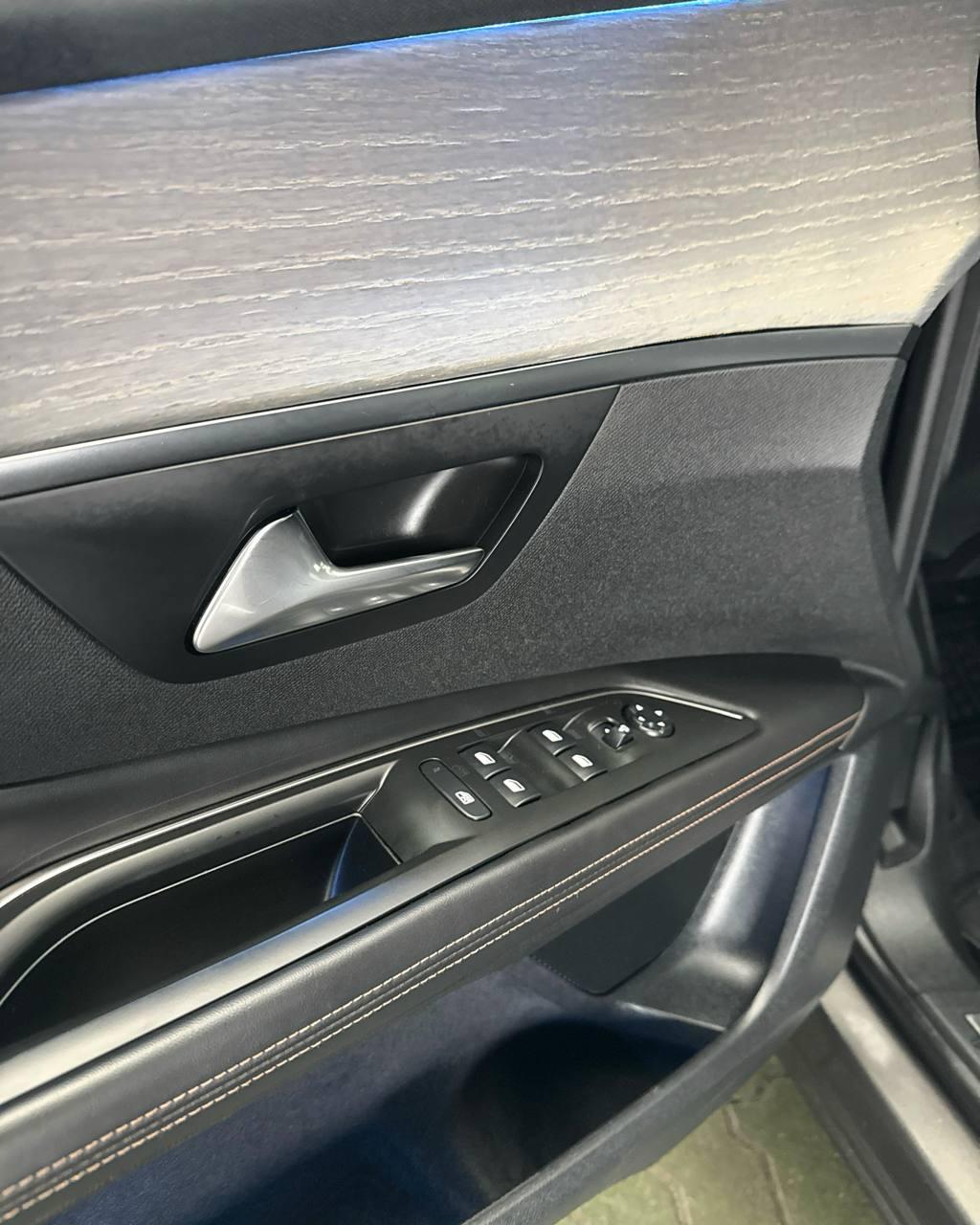 Peugeot 3008 II , 2018 г., автомат, дизель - фото 9