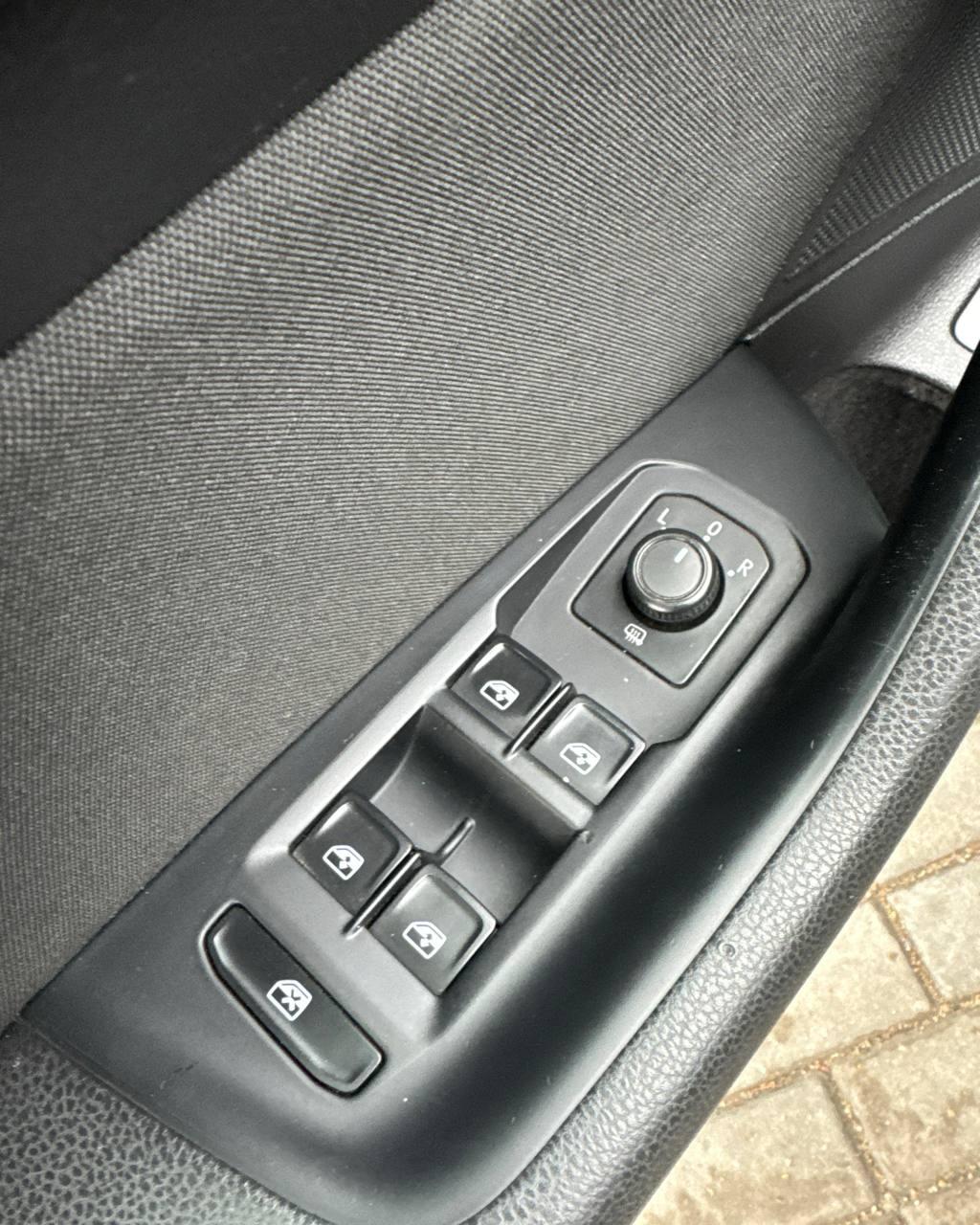 Volkswagen Passat B8 , 2016 г., механика, дизель - фото 20