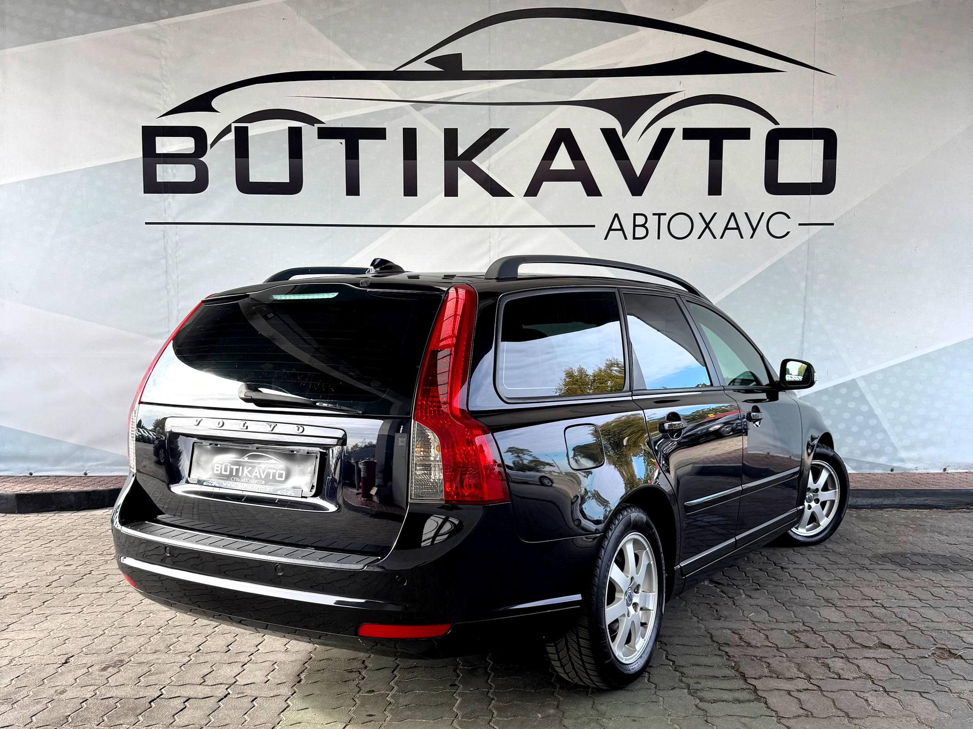 Volvo V50 I · 2-й рестайлинг , 2011 г., механика, дизель - фото 7