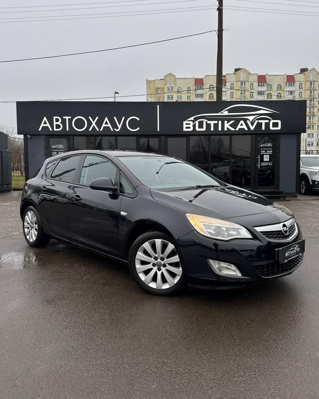 Opel Astra J , 2011 г., механика, бензин