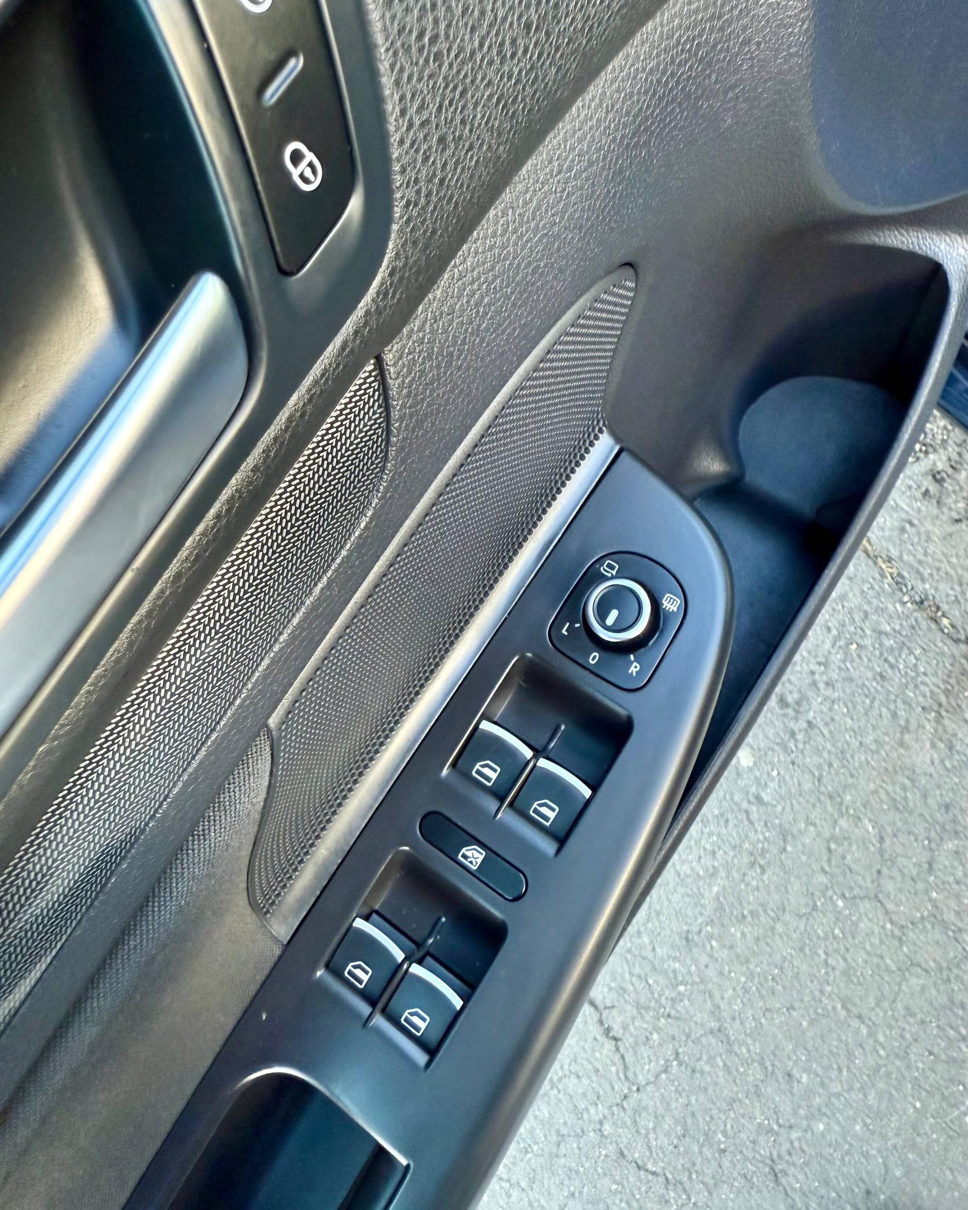 Volkswagen Golf VI , 2011 г., механика, дизель - фото 10