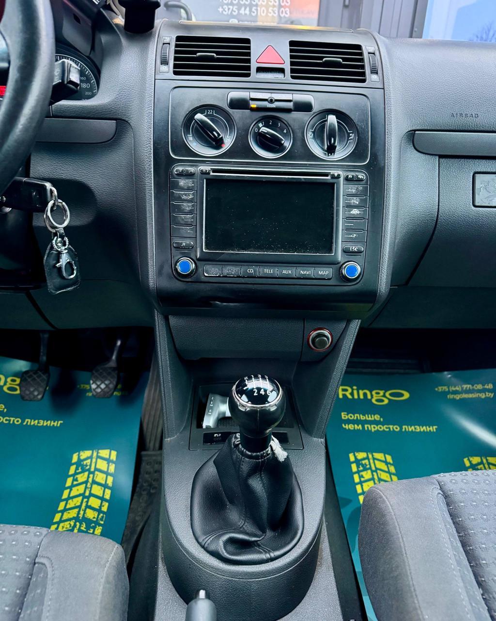 Volkswagen Touran I , 2003 г., механика, дизель - фото 10