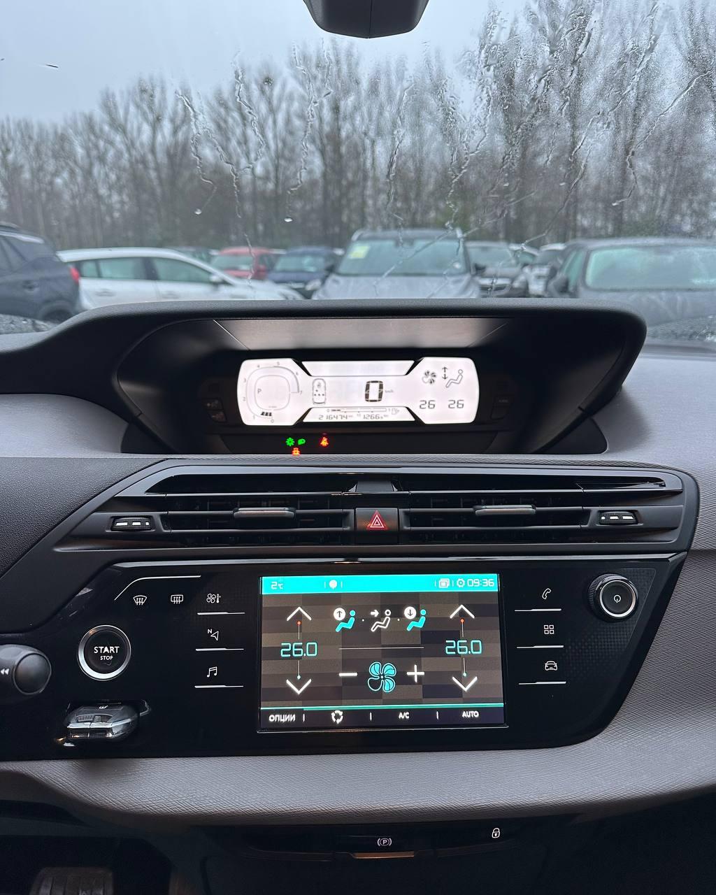 Citroen C4 Spacetourer I , 2019 г., автомат, дизель - фото 10