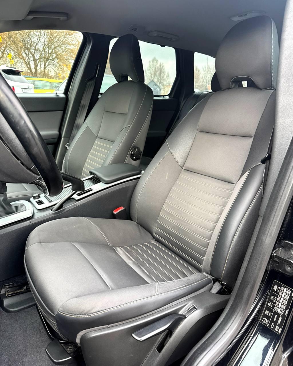 Volvo V50 I · 2-й рестайлинг , 2010 г., механика, дизель - фото 8