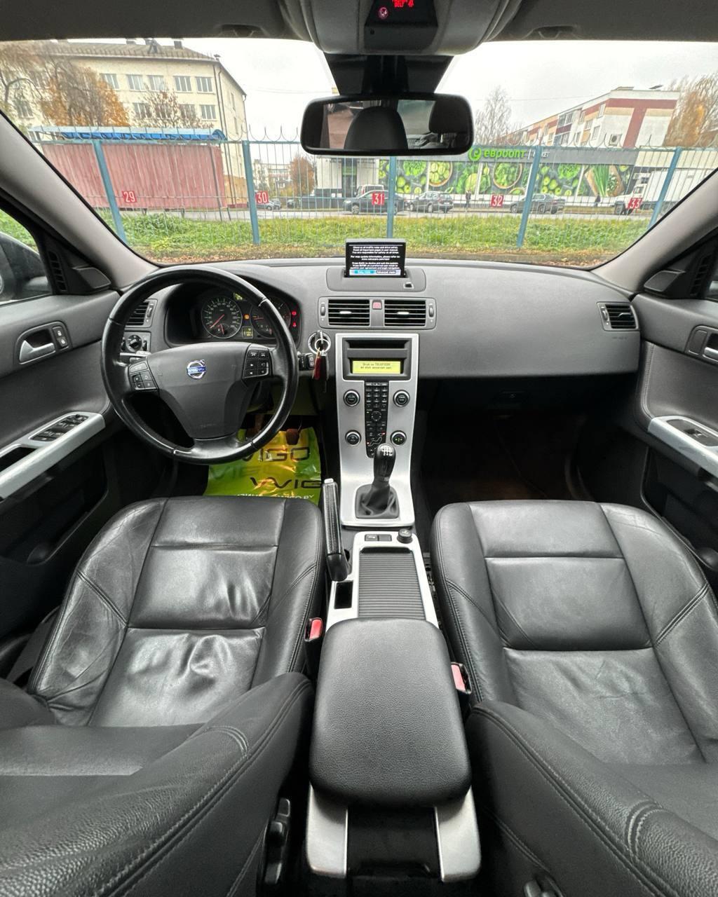 Volvo V50 I · 2-й рестайлинг , 2012 г., механика, дизель  - фото 10