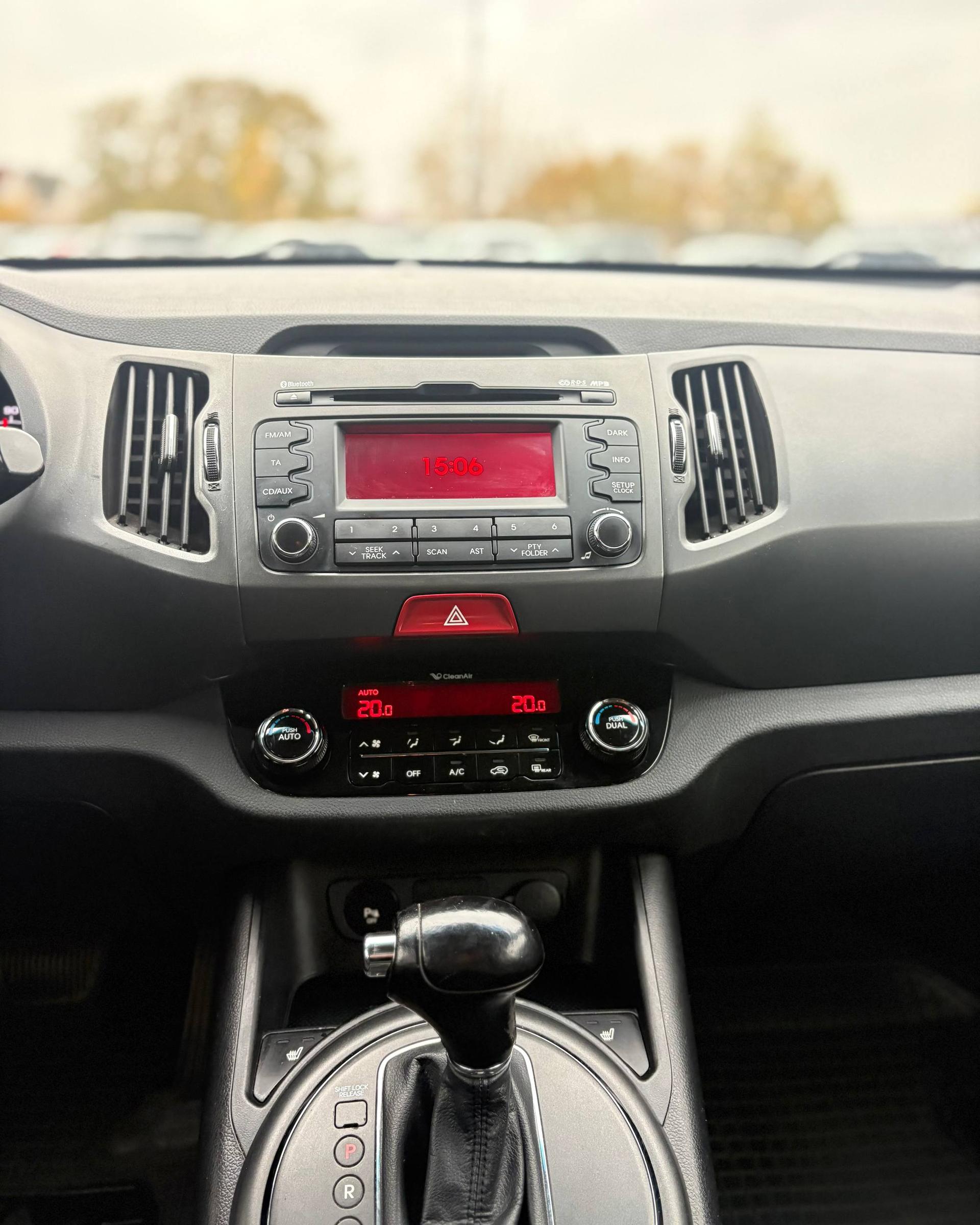 Kia Sportage III , 2011 г., автомат, бензин  - фото 16