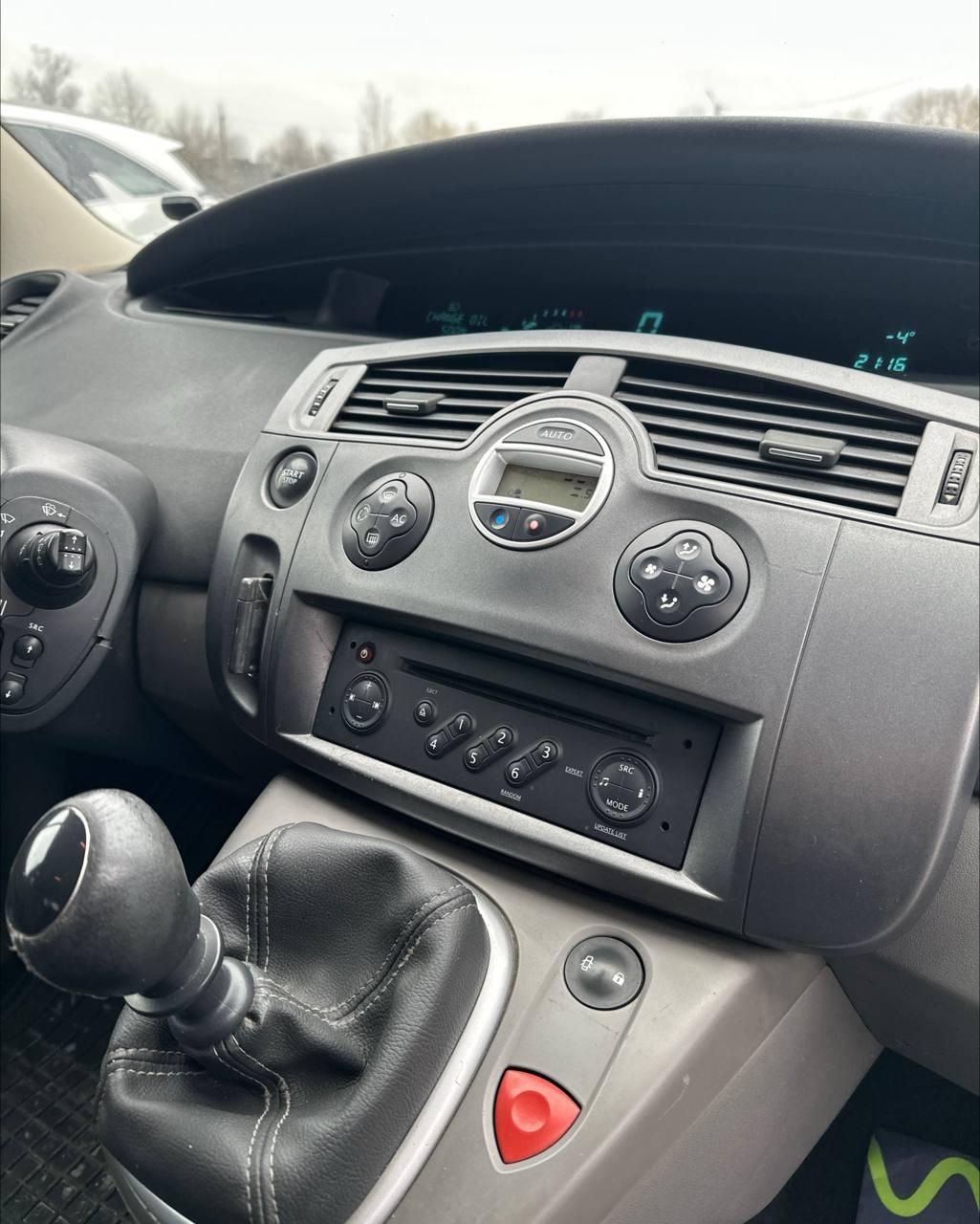 Renault Scenic II , 2006 г., механика, дизель - фото 15