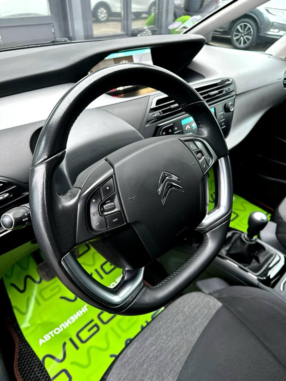 Citroen C4 Grand Picasso II · Рестайлинг , 2018 г., механика, бензин - фото 14