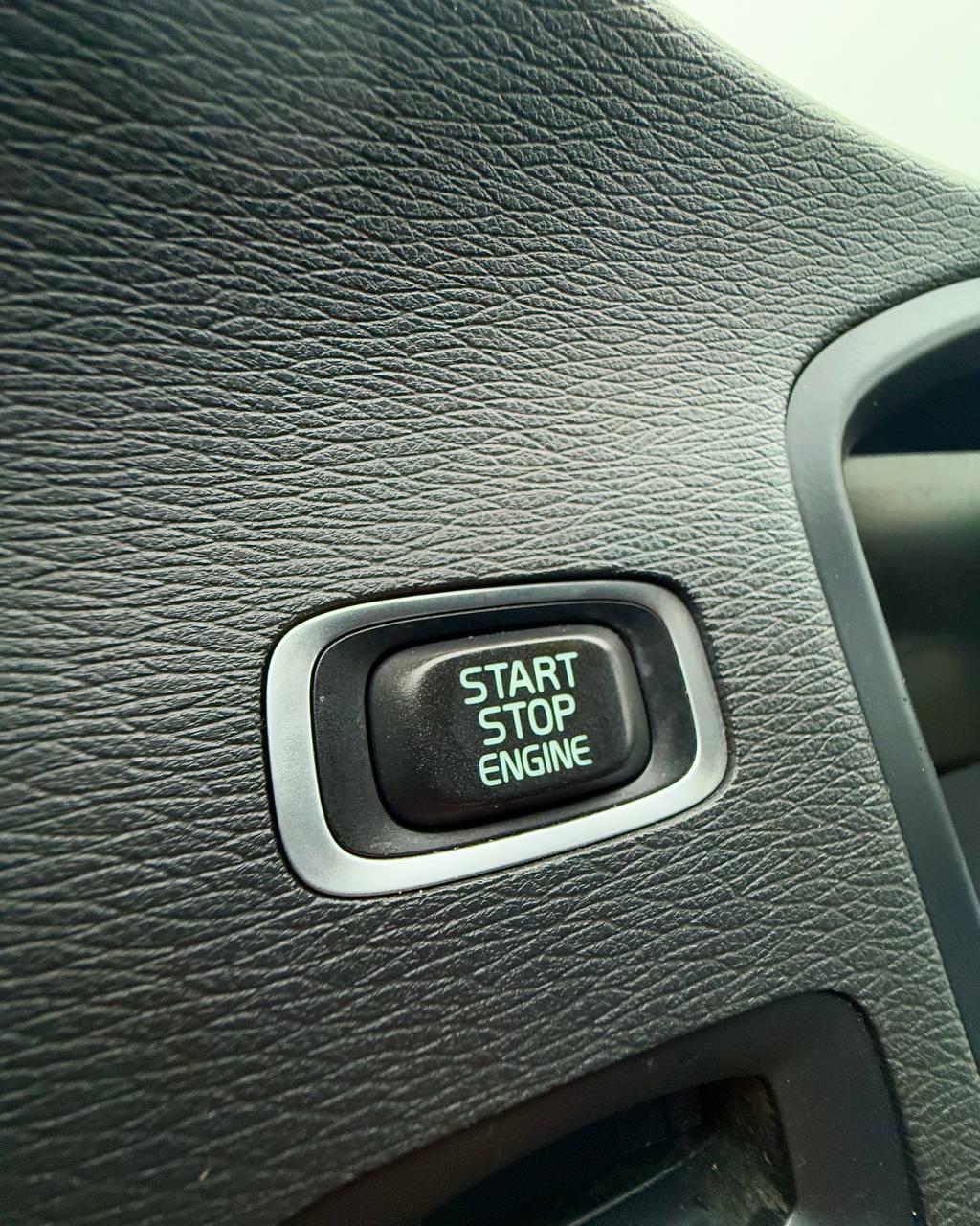 Volvo V60 I , 2011 г., механика, дизель - фото 20