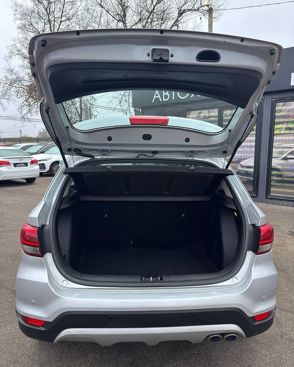 Kia Rio X (X-Line) I , 2018 г., механика, бензин - фото 13