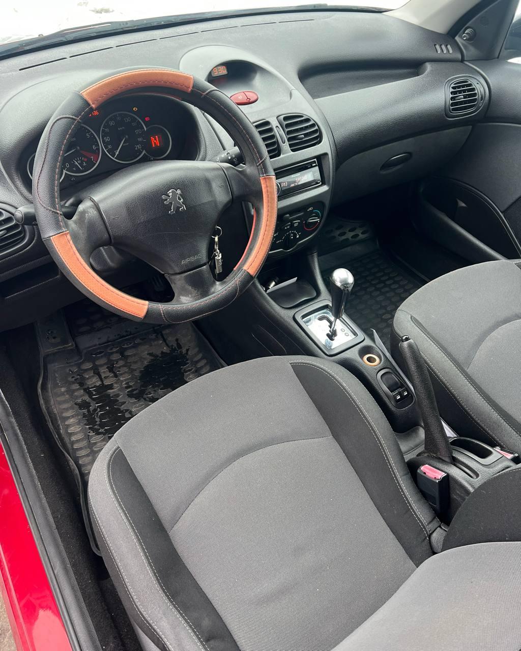 Peugeot 206 I · Рестайлинг , 2009 г., автомат, бензин - фото 10