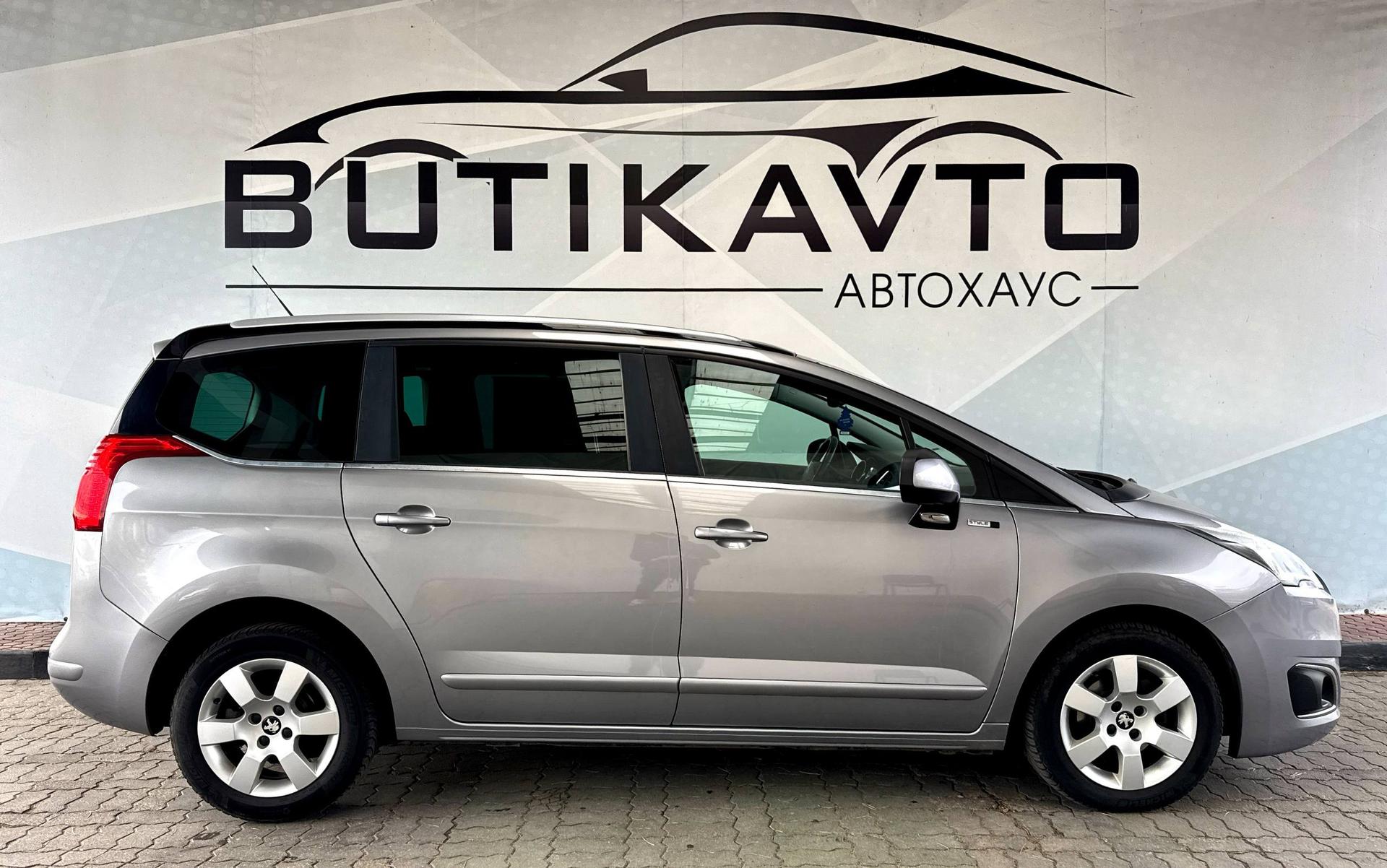 Peugeot 5008 I · Рестайлинг , 2014 г., механика, дизель - фото 8