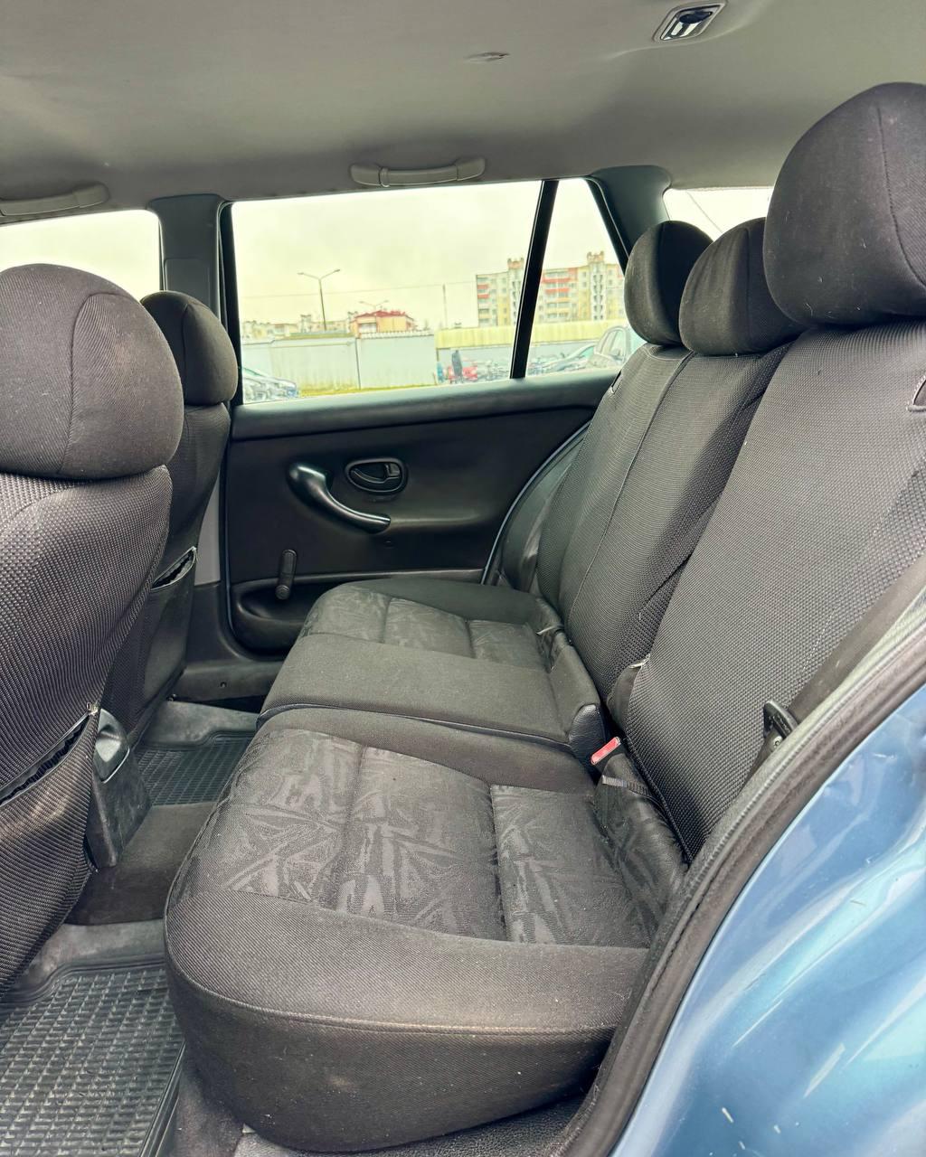 Peugeot 406 I · Рестайлинг , 2002 г., механика, бензин - фото 12