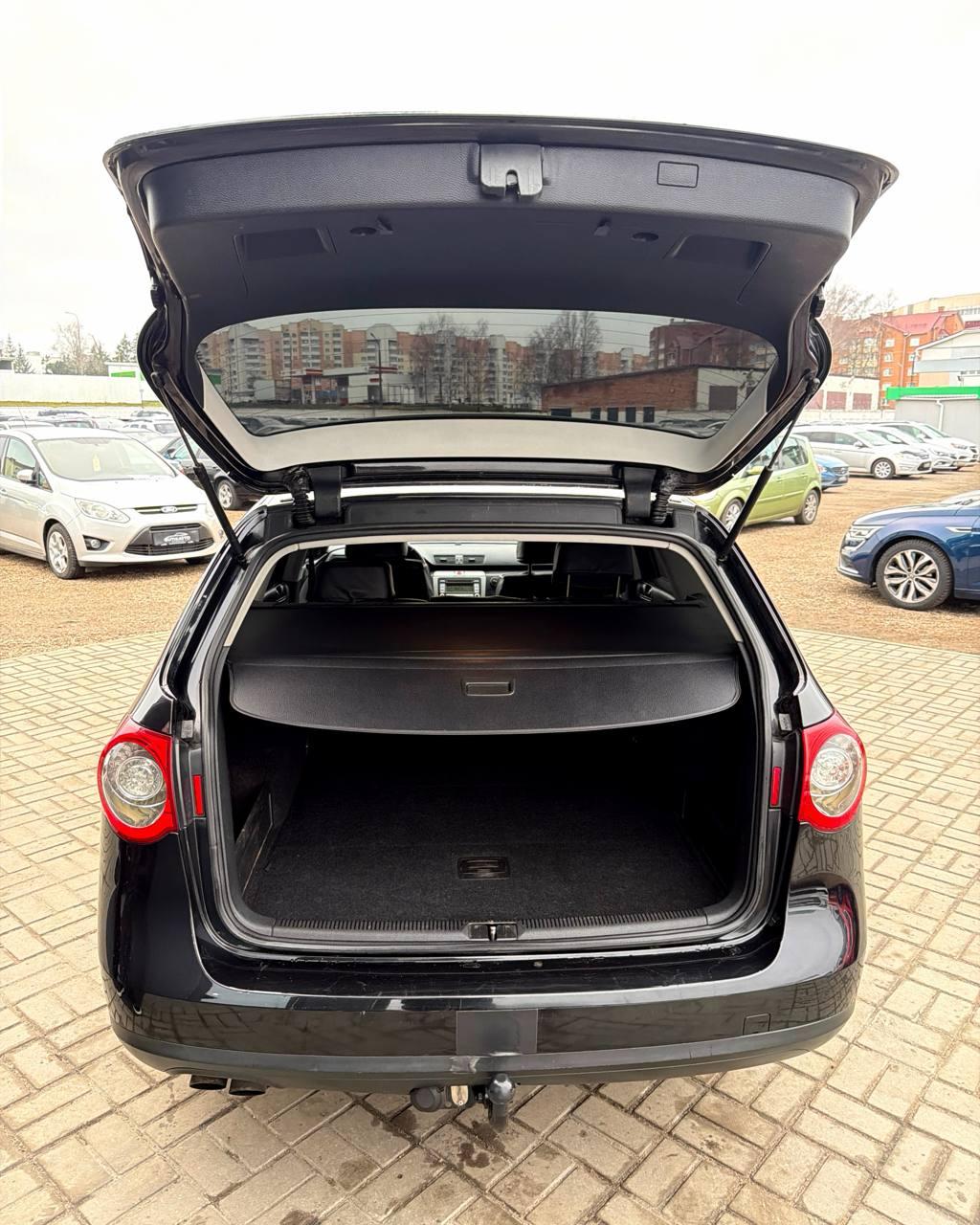 Volkswagen Passat B6 , 2007 г., механика, дизель - фото 15