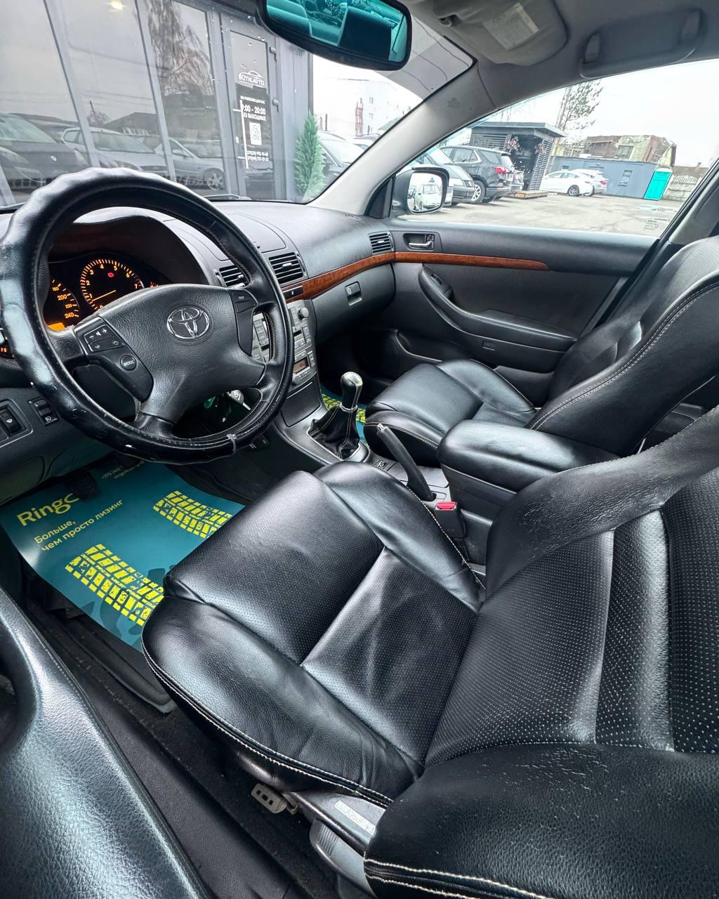 Toyota Avensis II (T250) · Рестайлинг , 2008 г., механика, бензин - фото 10