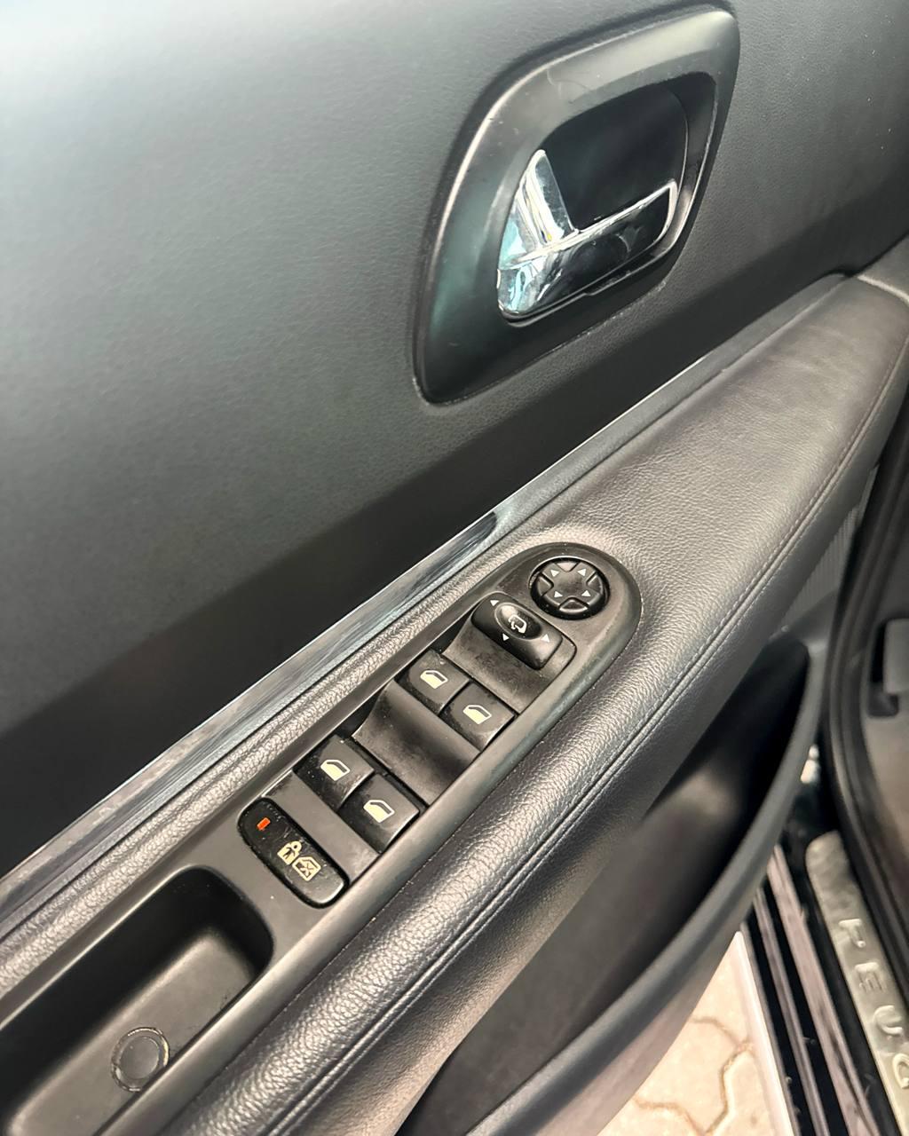 Peugeot 3008 I , 2011 г., механика, дизель - фото 9