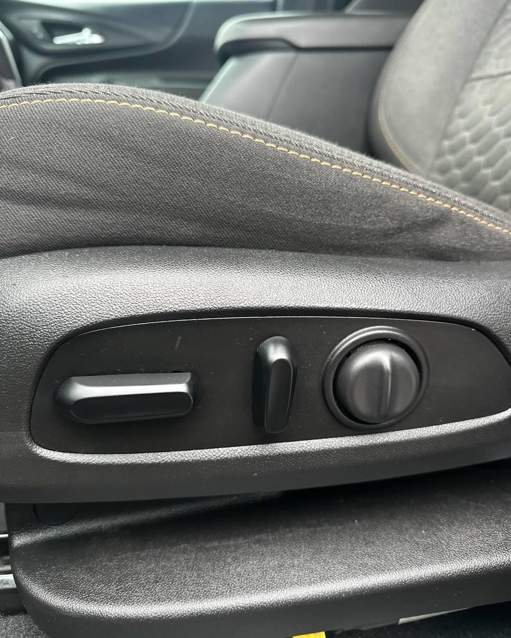 Chevrolet Equinox III , 2019 г., автомат, бензин - фото 12