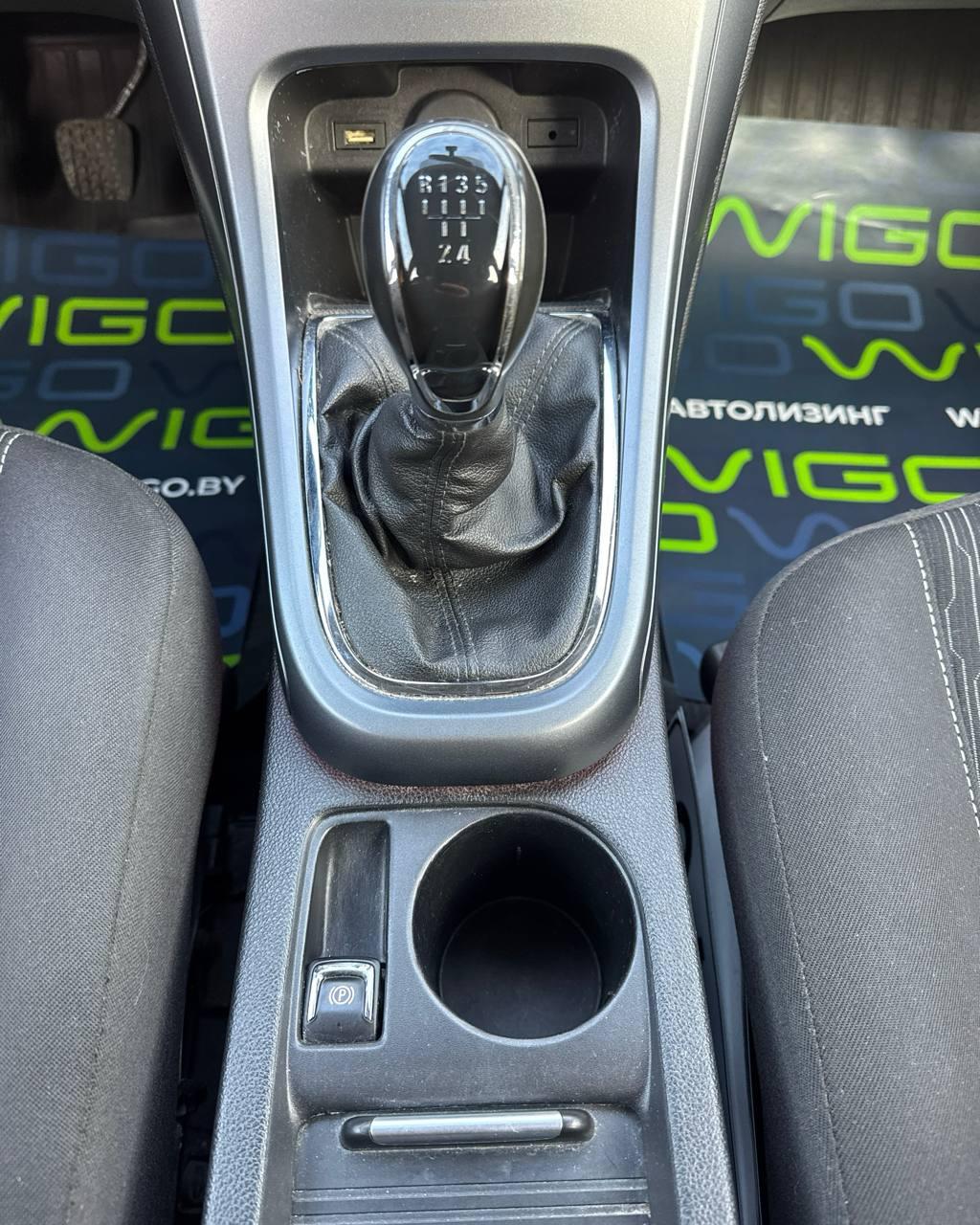 Opel Astra J · Рестайлинг , 2013 г., механика, бензин - фото 17